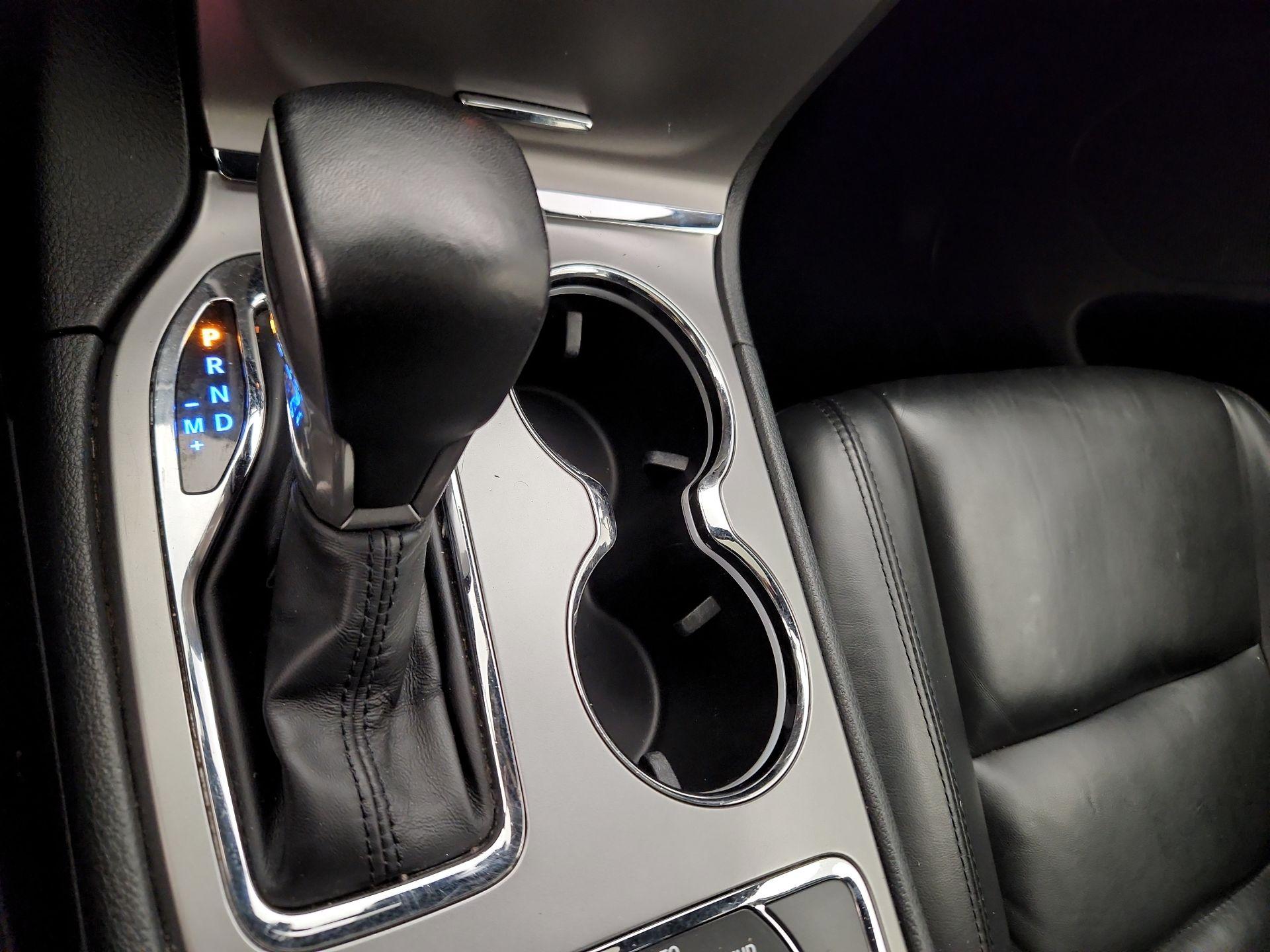 Thumbnail: 2020 Jeep Grand Cherokee - 18