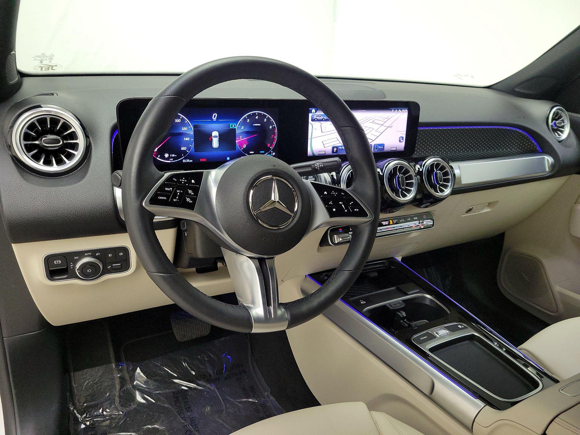 Thumbnail: 2025 Mercedes-Benz GLB - 9