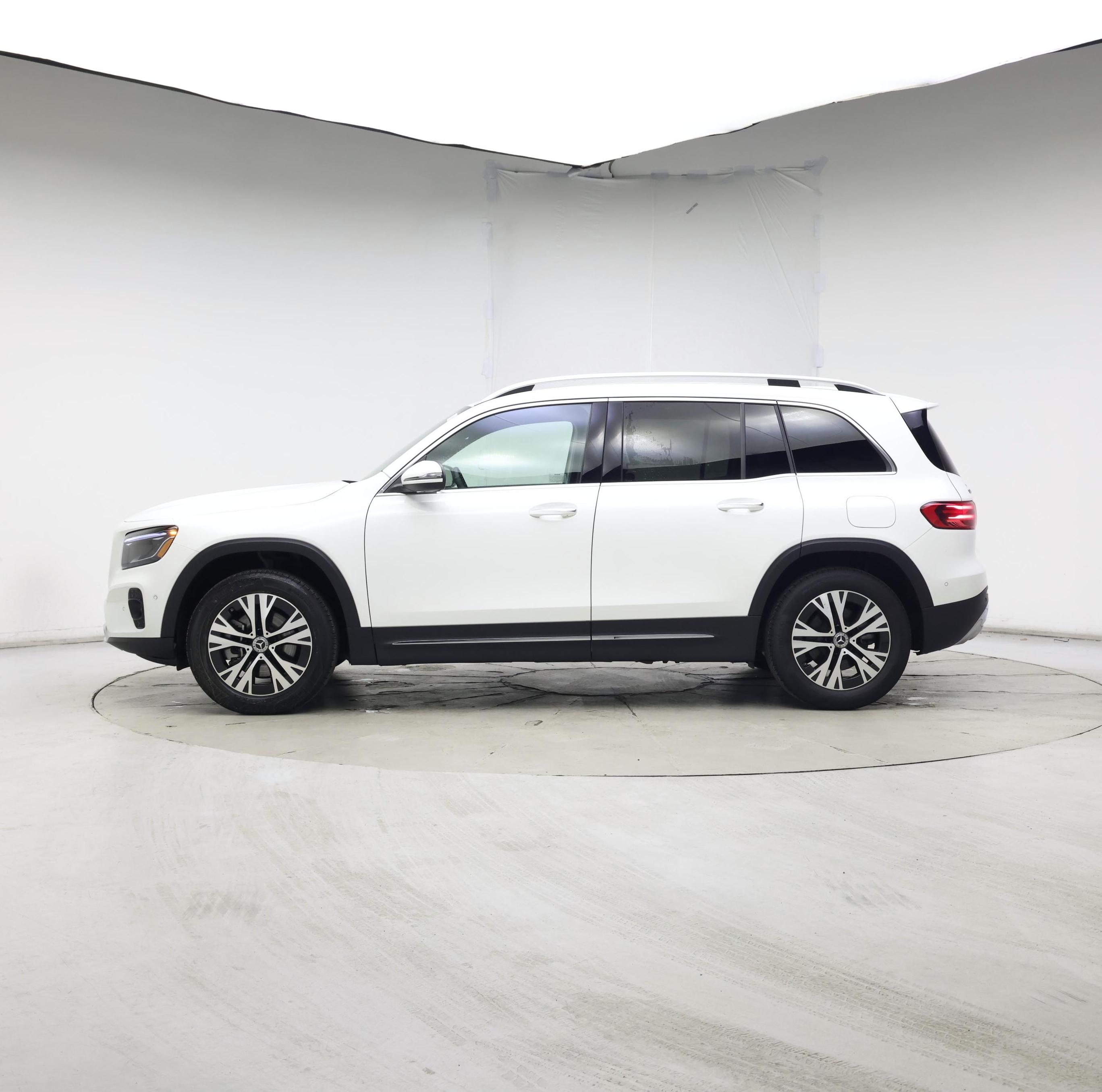 Thumbnail: 2025 Mercedes-Benz GLB - 3