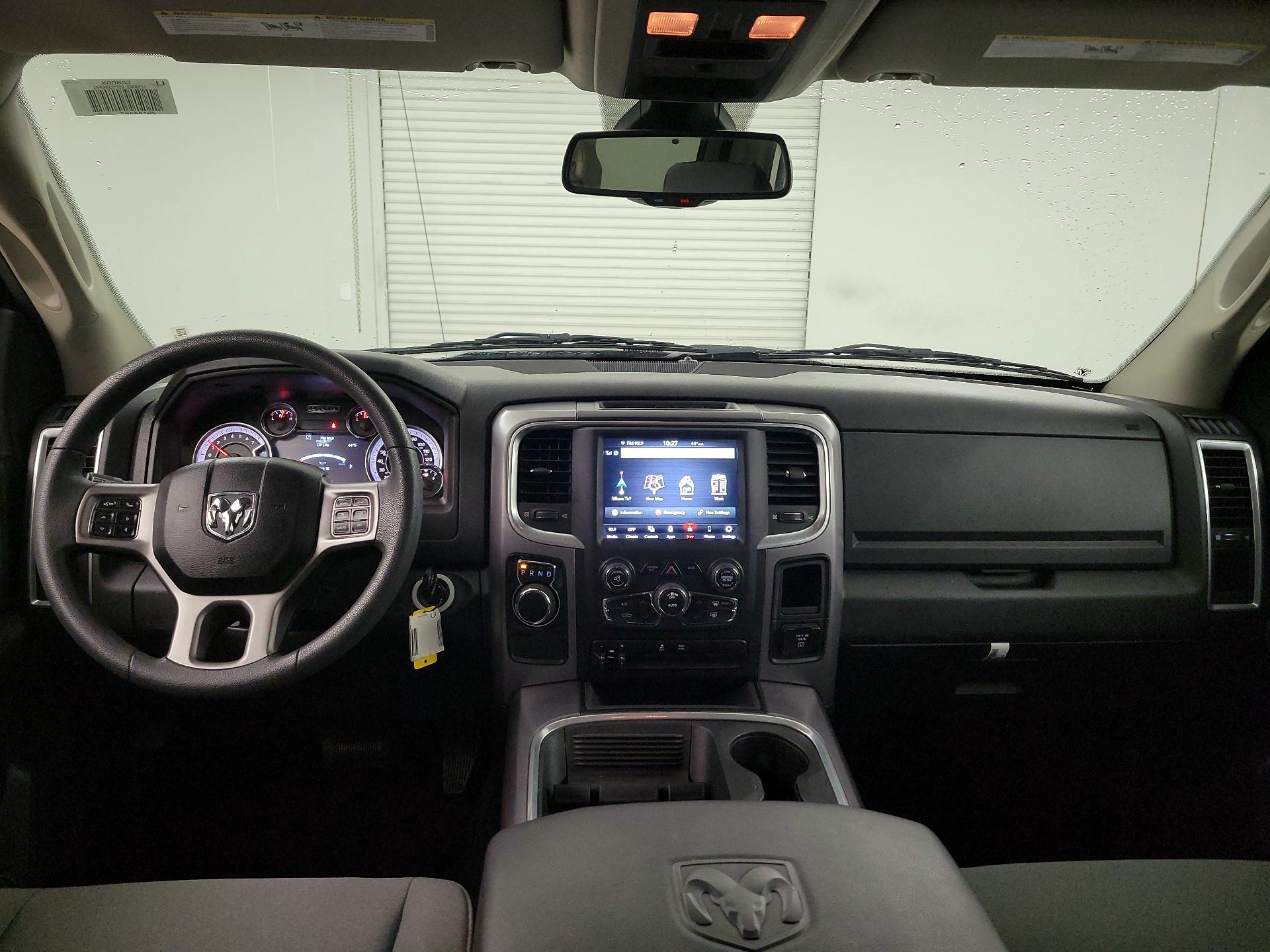 Thumbnail: 2023 RAM 1500 Classic - 9