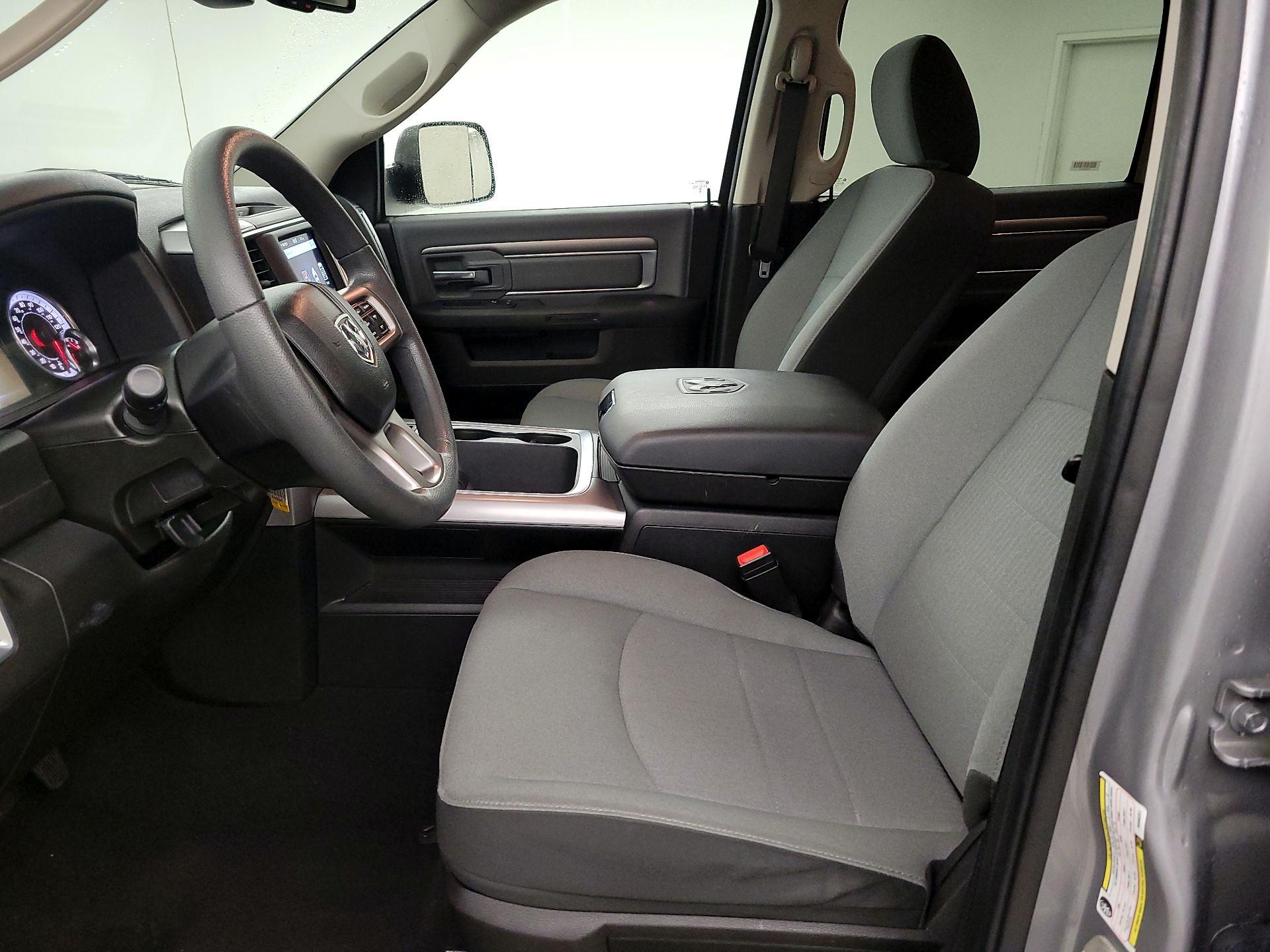 Thumbnail: 2023 RAM 1500 Classic - 11