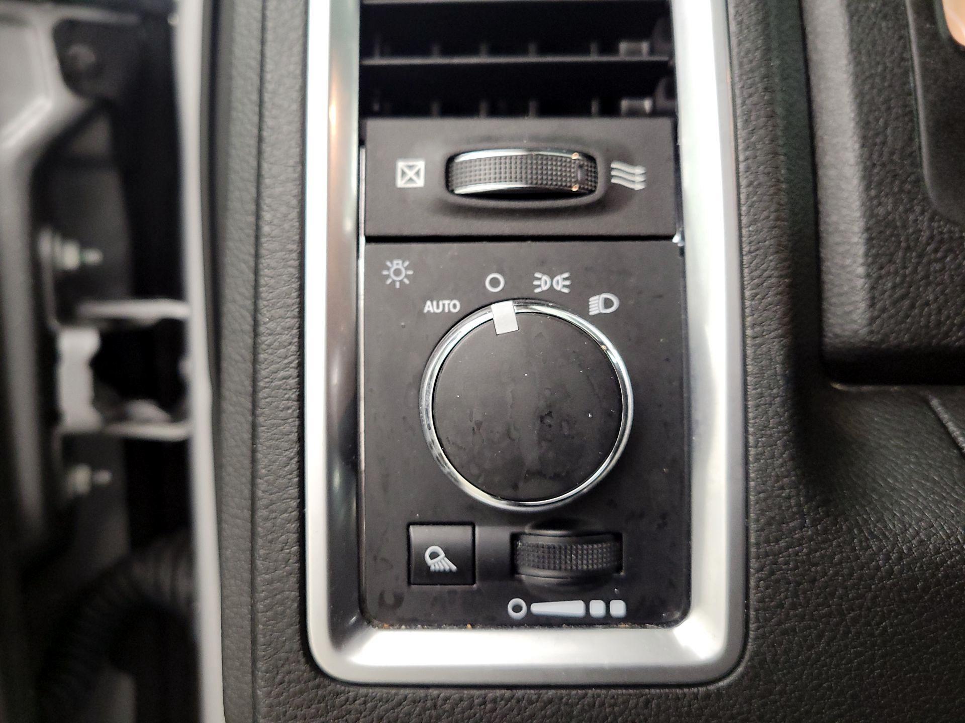 Thumbnail: 2023 RAM 1500 Classic - 13