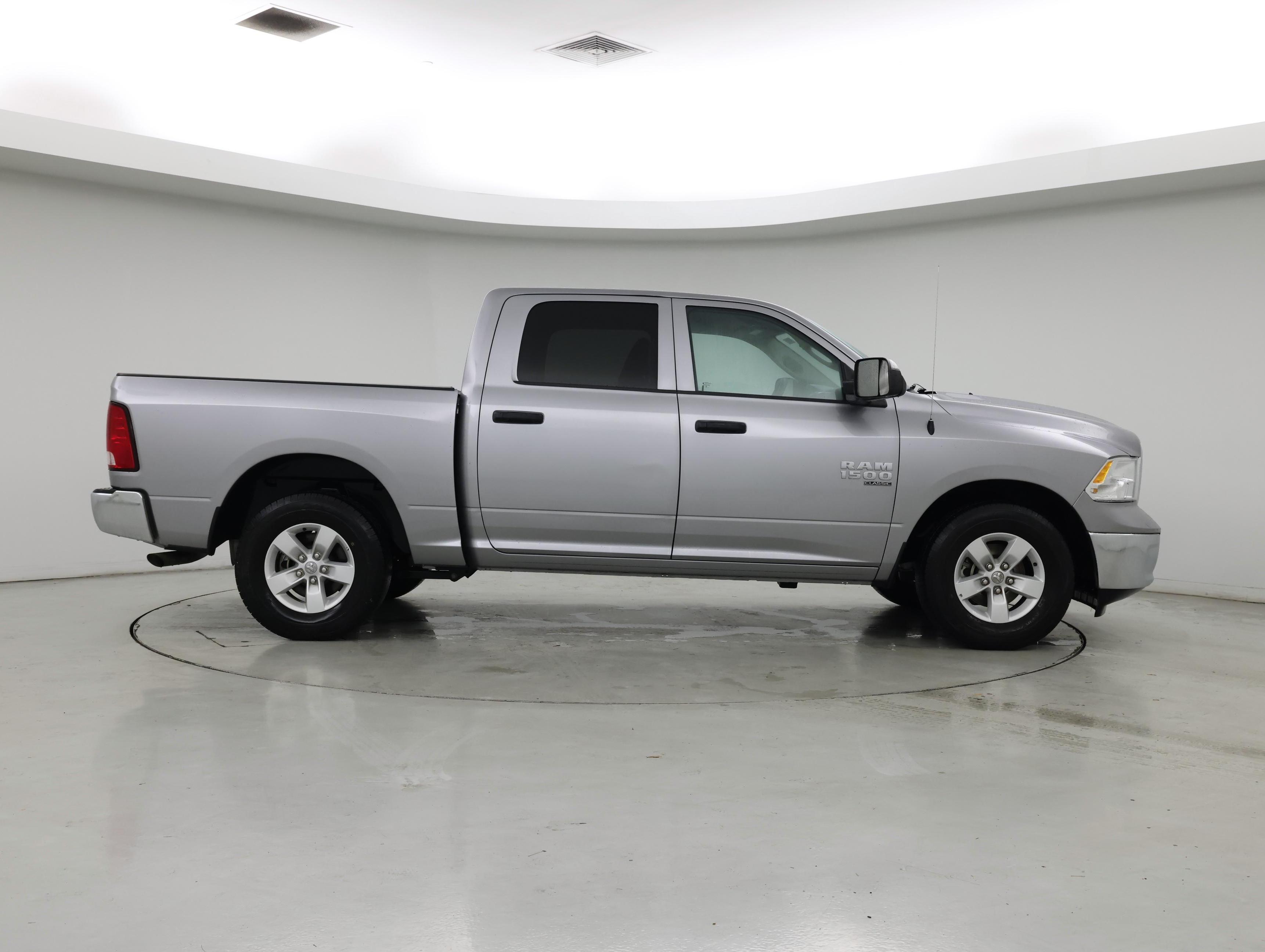 Thumbnail: 2023 RAM 1500 Classic - 7