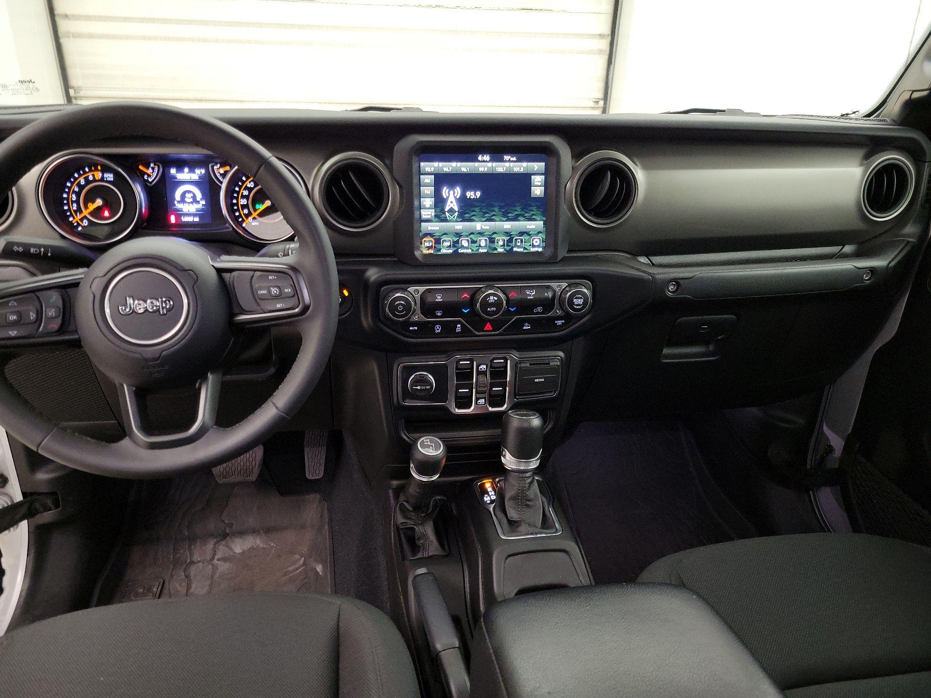 Thumbnail: 2023 Jeep Gladiator - 9