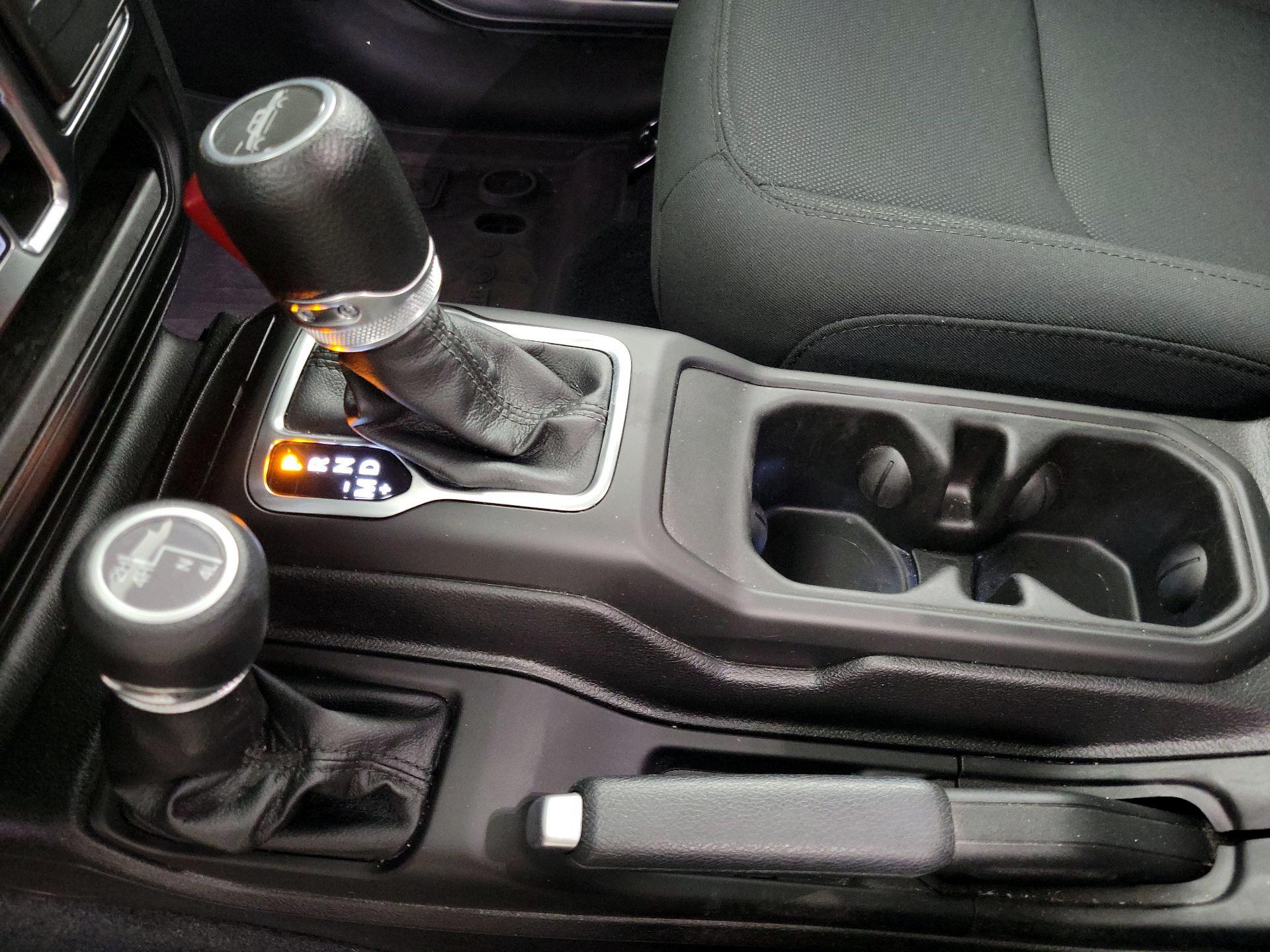 Thumbnail: 2023 Jeep Gladiator - 17