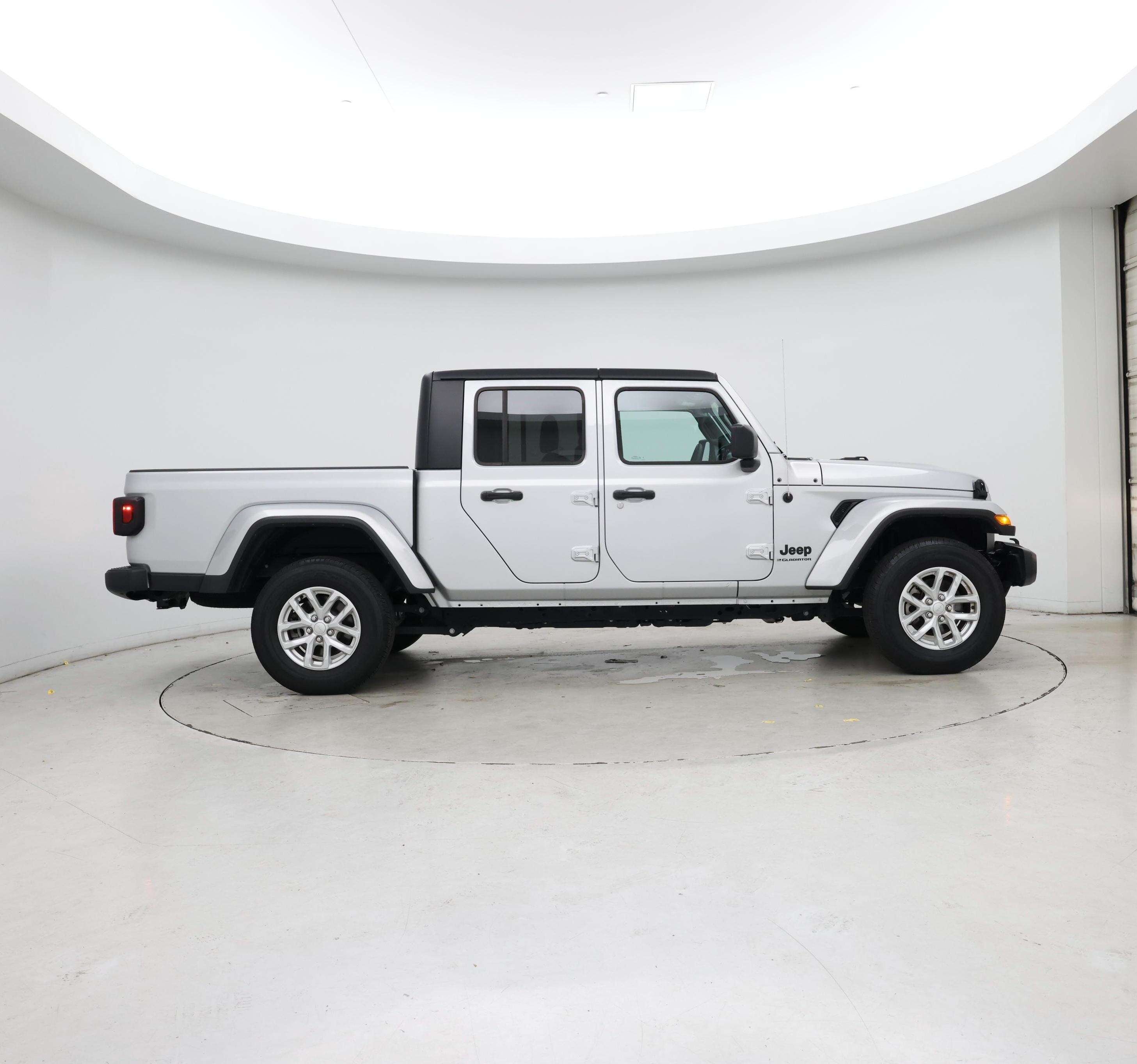 Thumbnail: 2023 Jeep Gladiator - 7