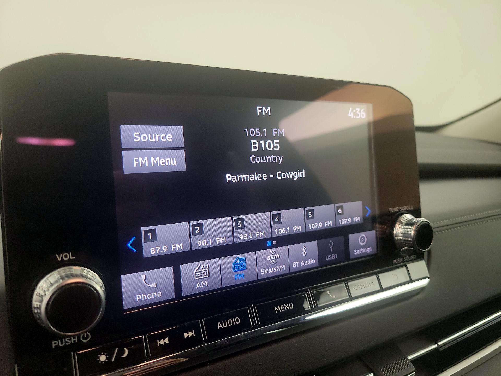 Thumbnail: 2022 Mitsubishi Outlander - 15