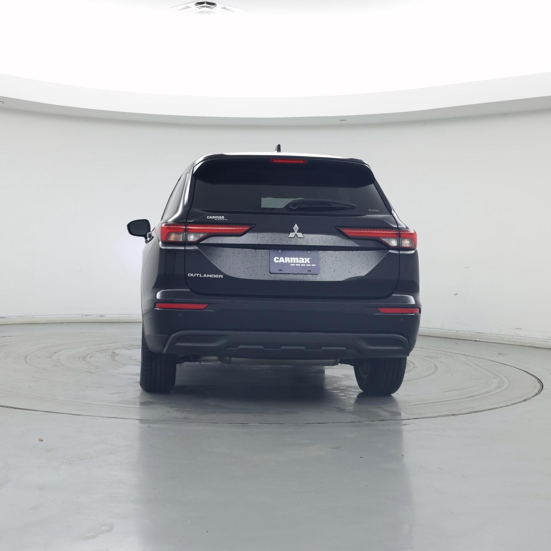 Thumbnail: 2022 Mitsubishi Outlander - 6