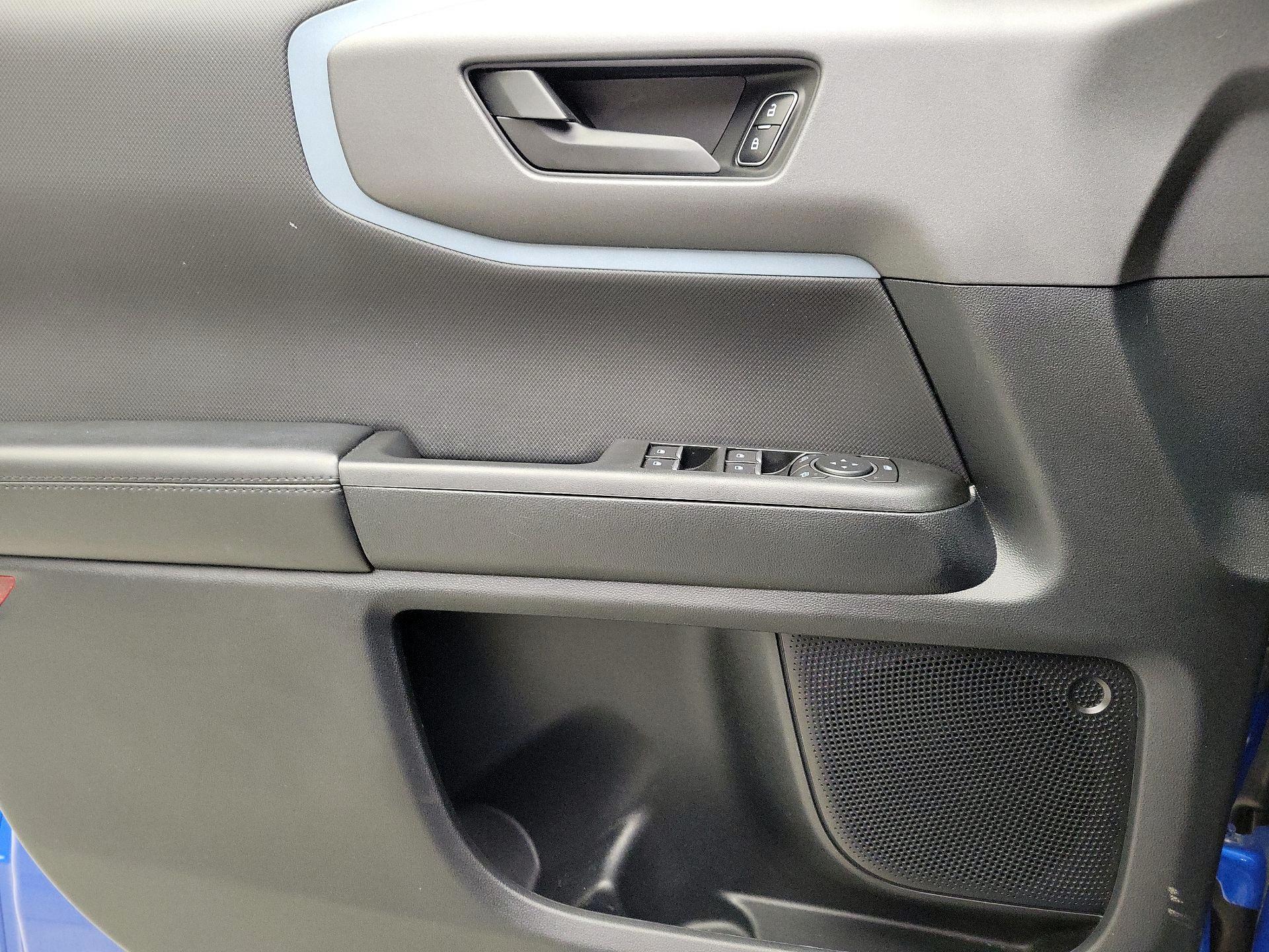 Thumbnail: 2022 Ford Bronco Sport - 12