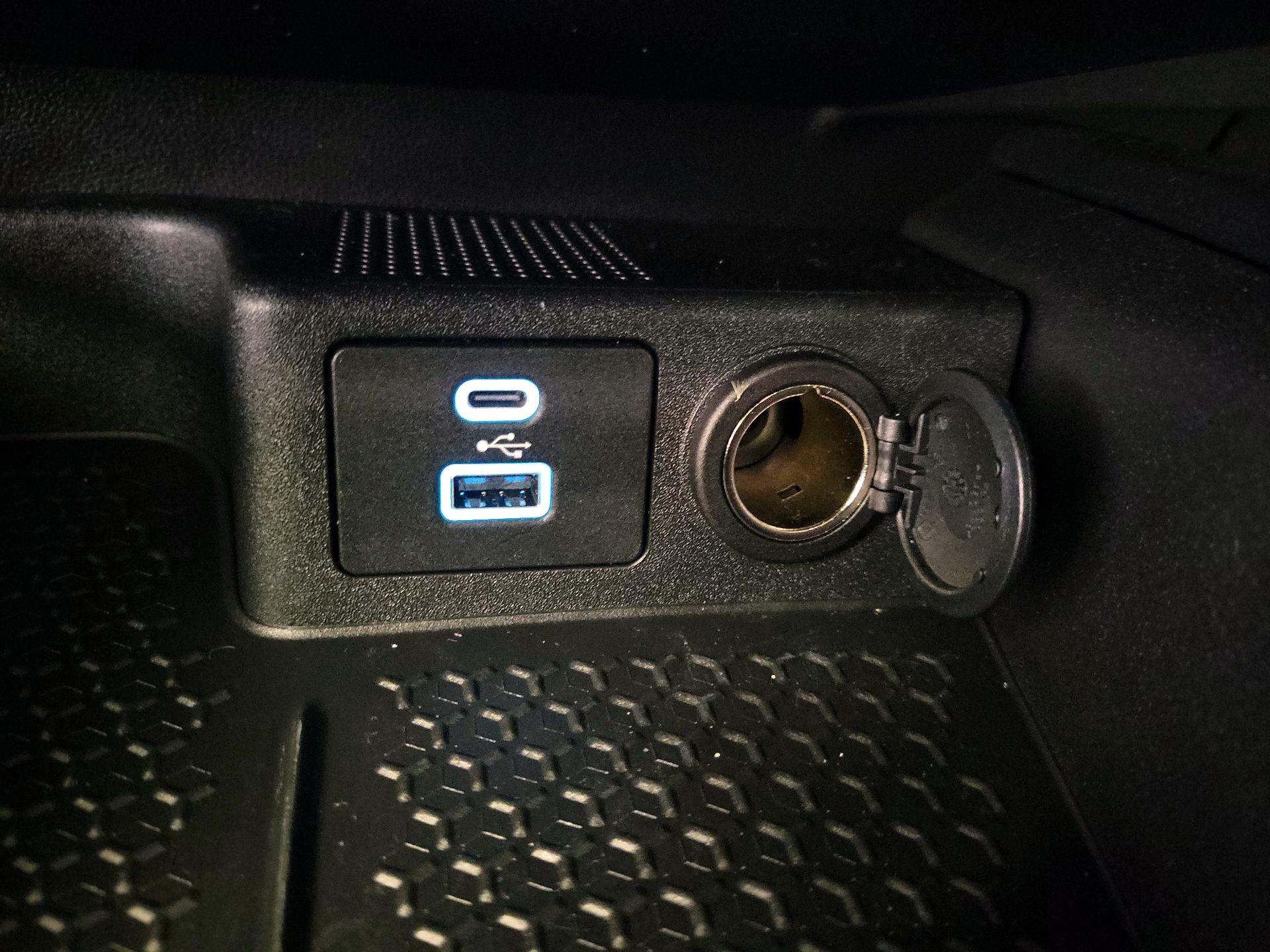 Thumbnail: 2022 Ford Bronco Sport - 17