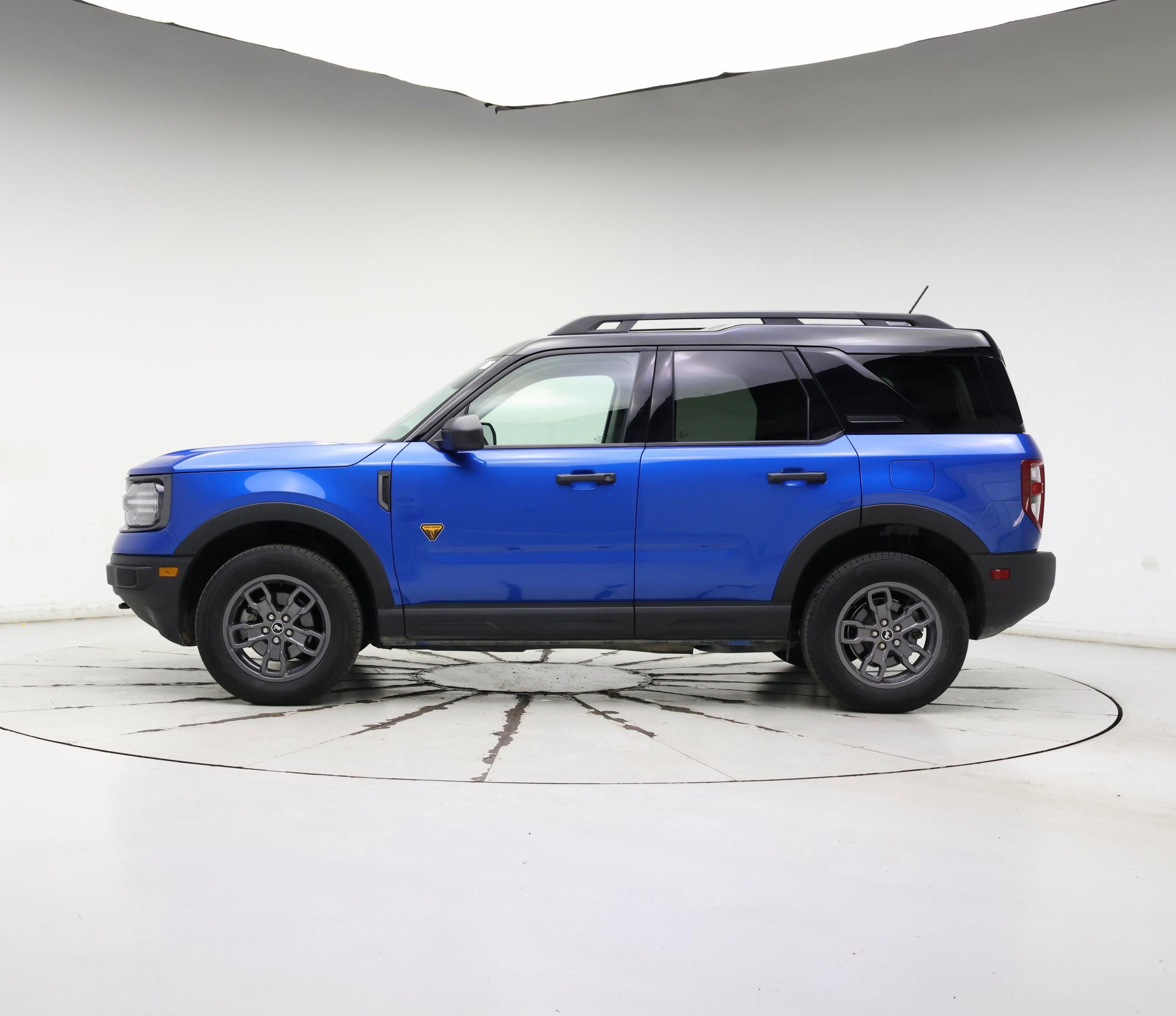 Thumbnail: 2022 Ford Bronco Sport - 3