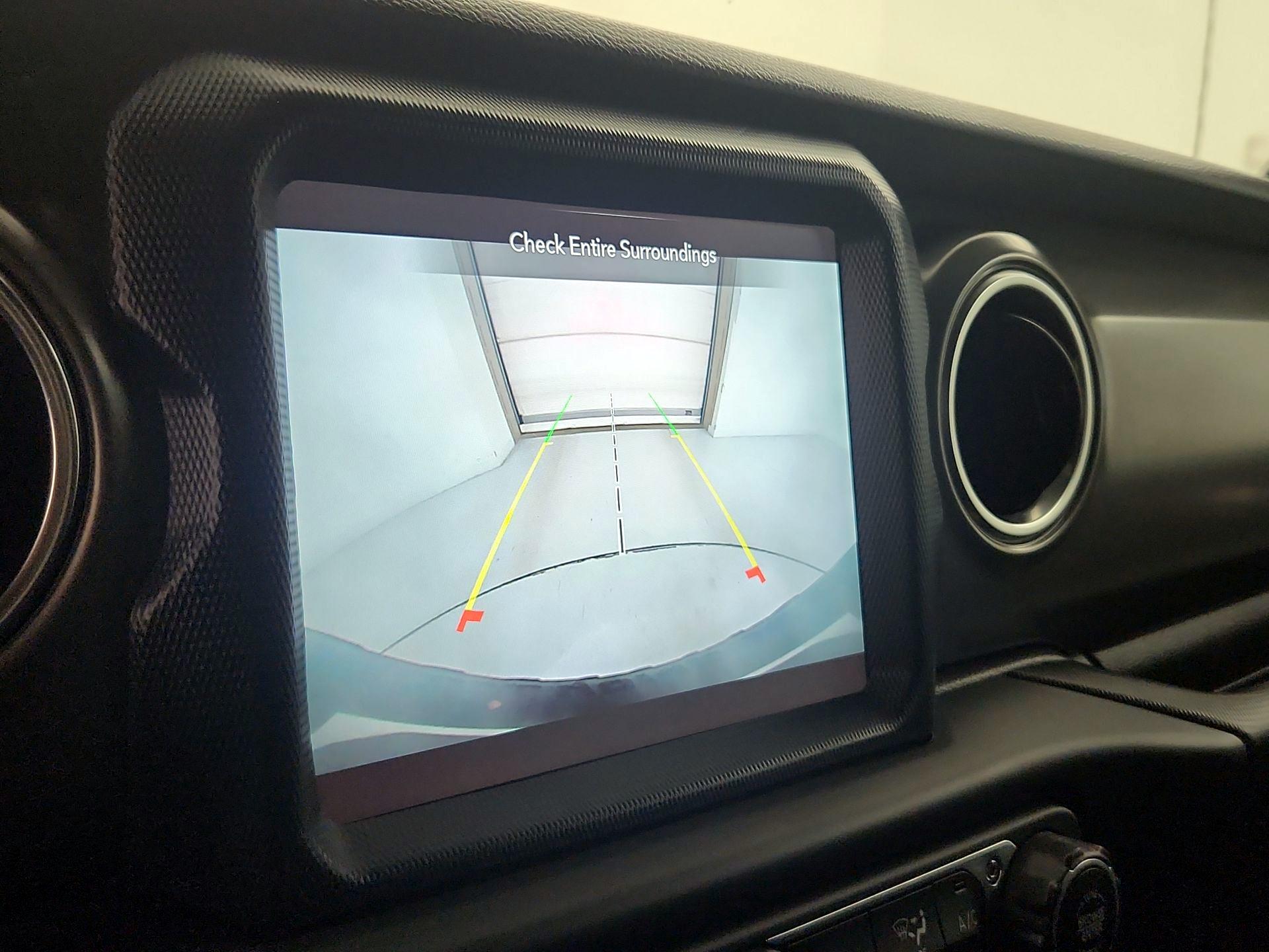 Thumbnail: 2023 Jeep Wrangler - 15