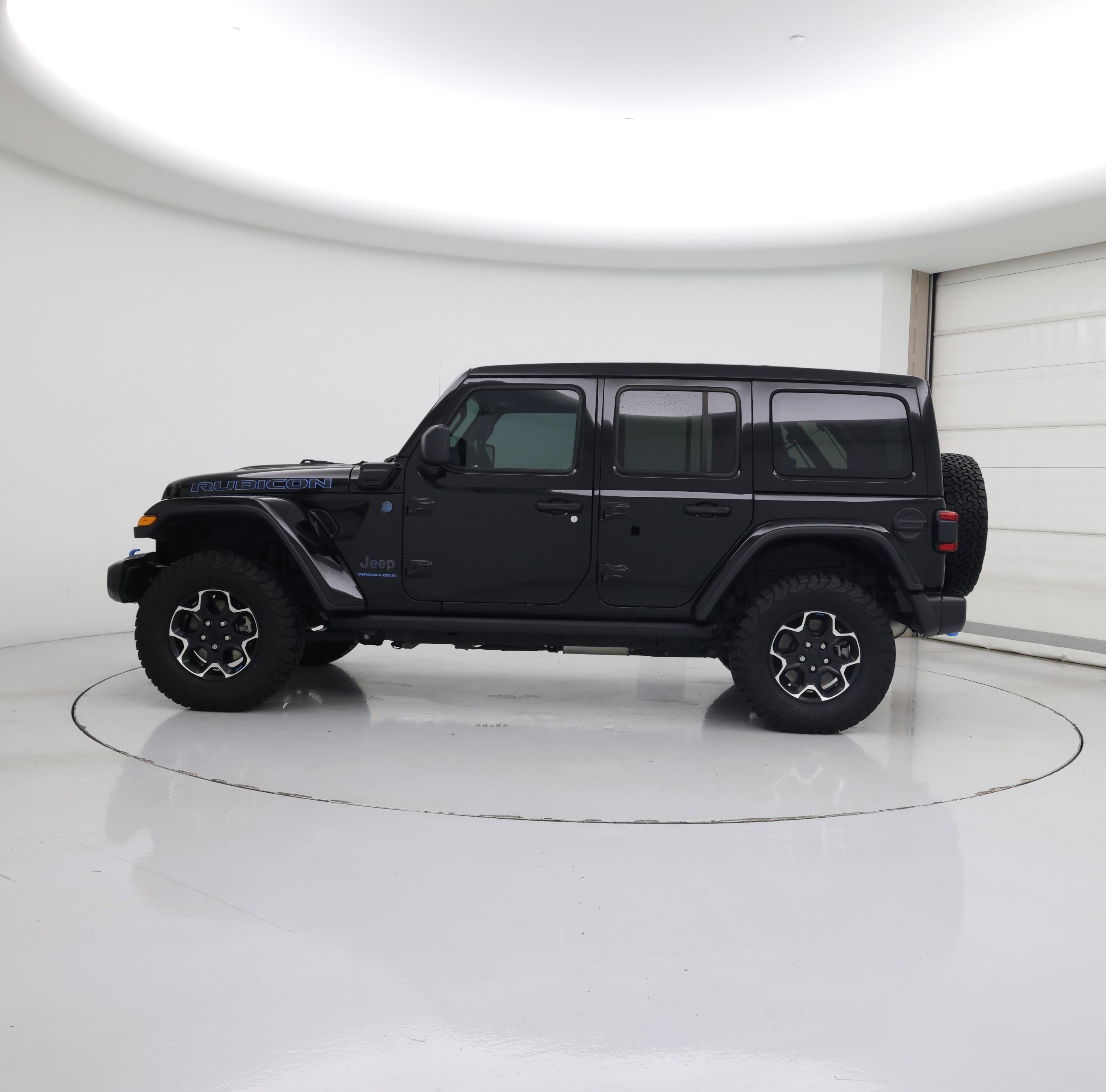 Thumbnail: 2023 Jeep Wrangler - 3