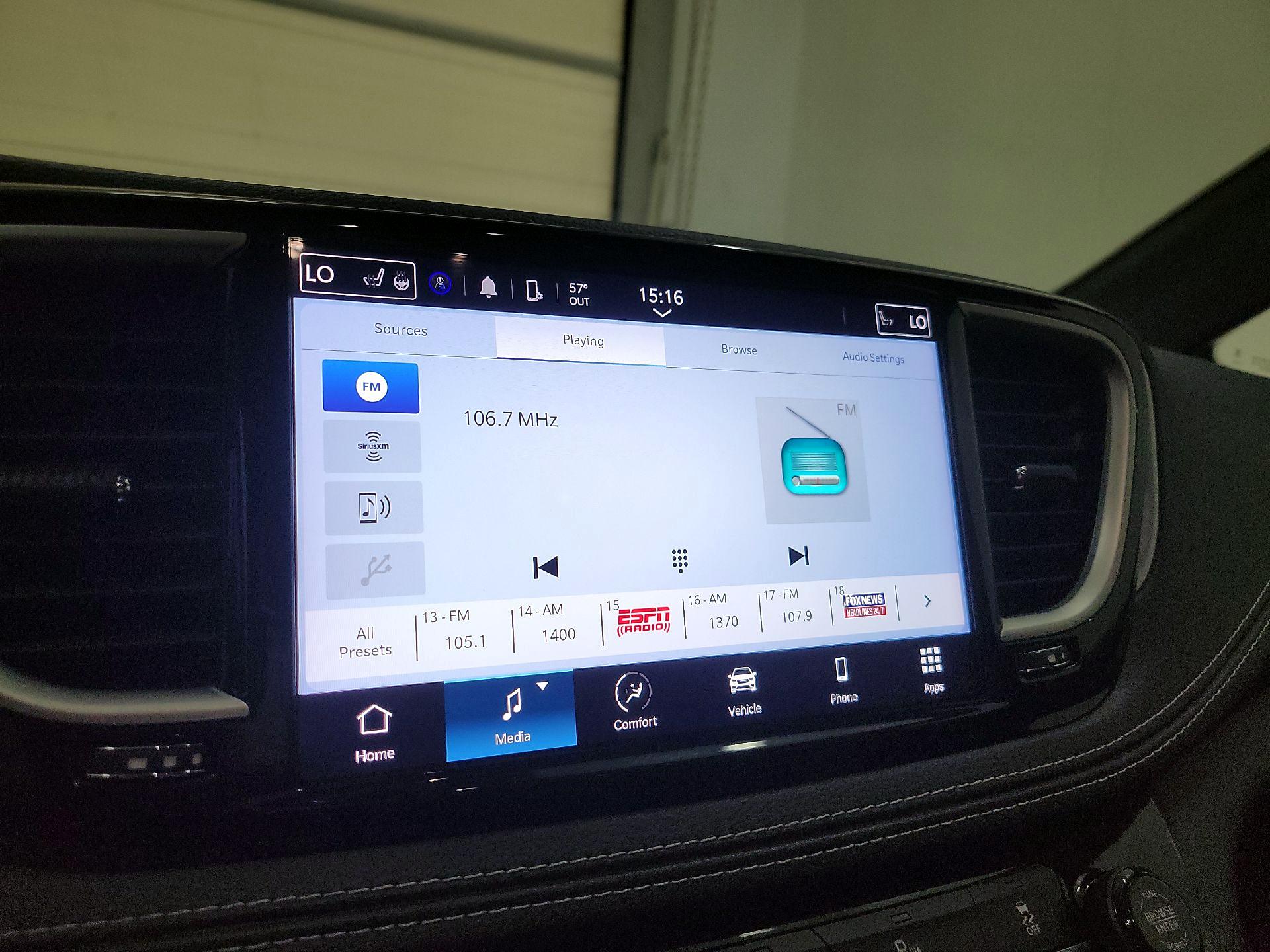 Thumbnail: 2023 Chrysler Pacifica - 15