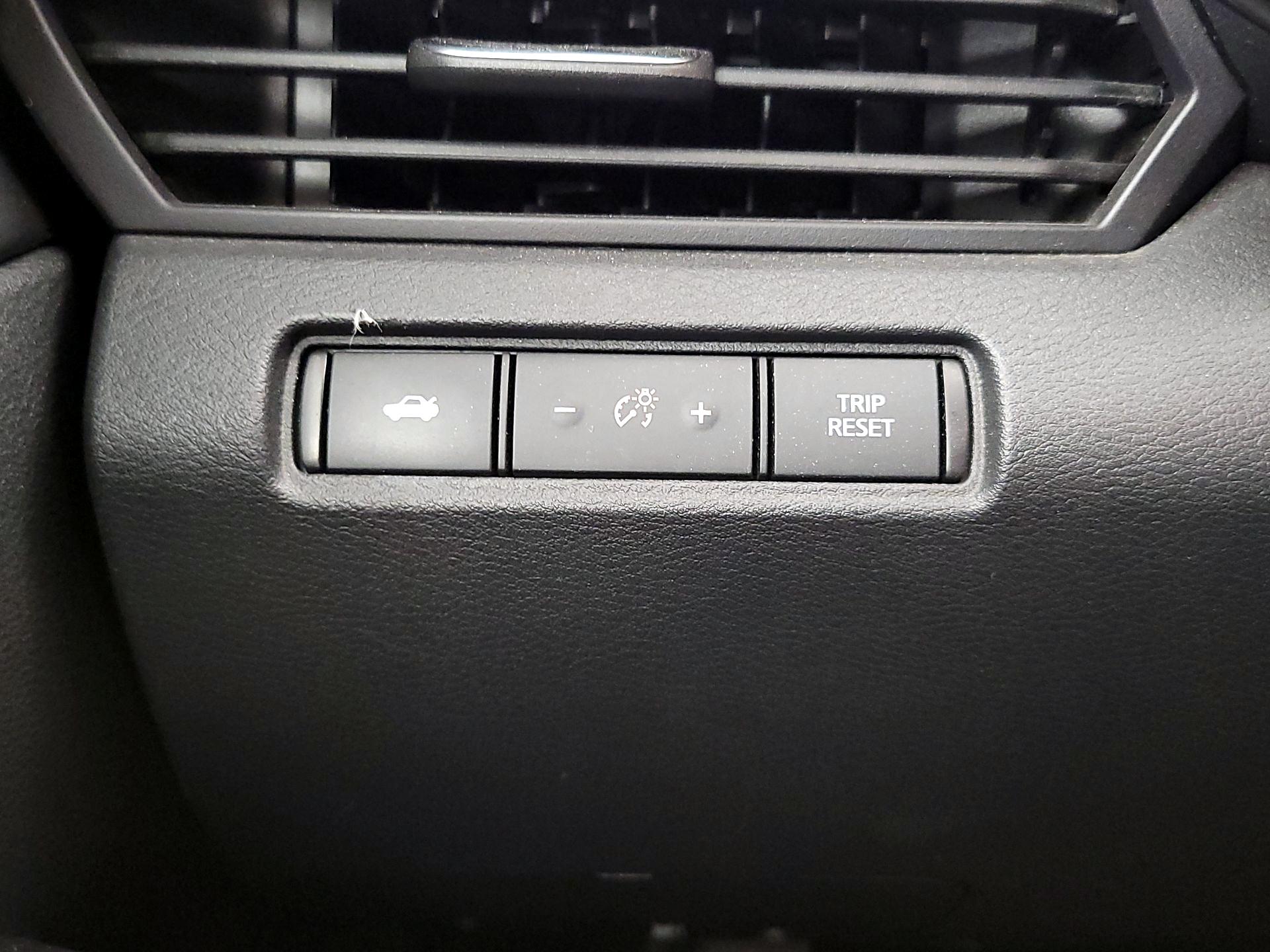 Thumbnail: 2021 Nissan Altima - 13