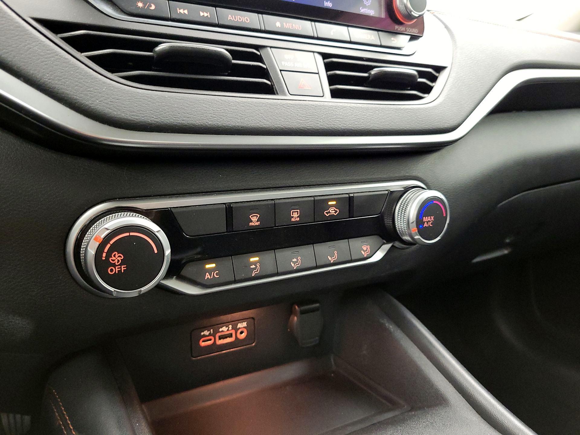 Thumbnail: 2021 Nissan Altima - 16