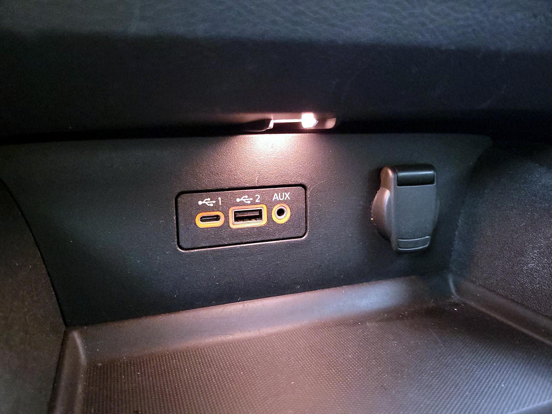 Thumbnail: 2021 Nissan Altima - 18