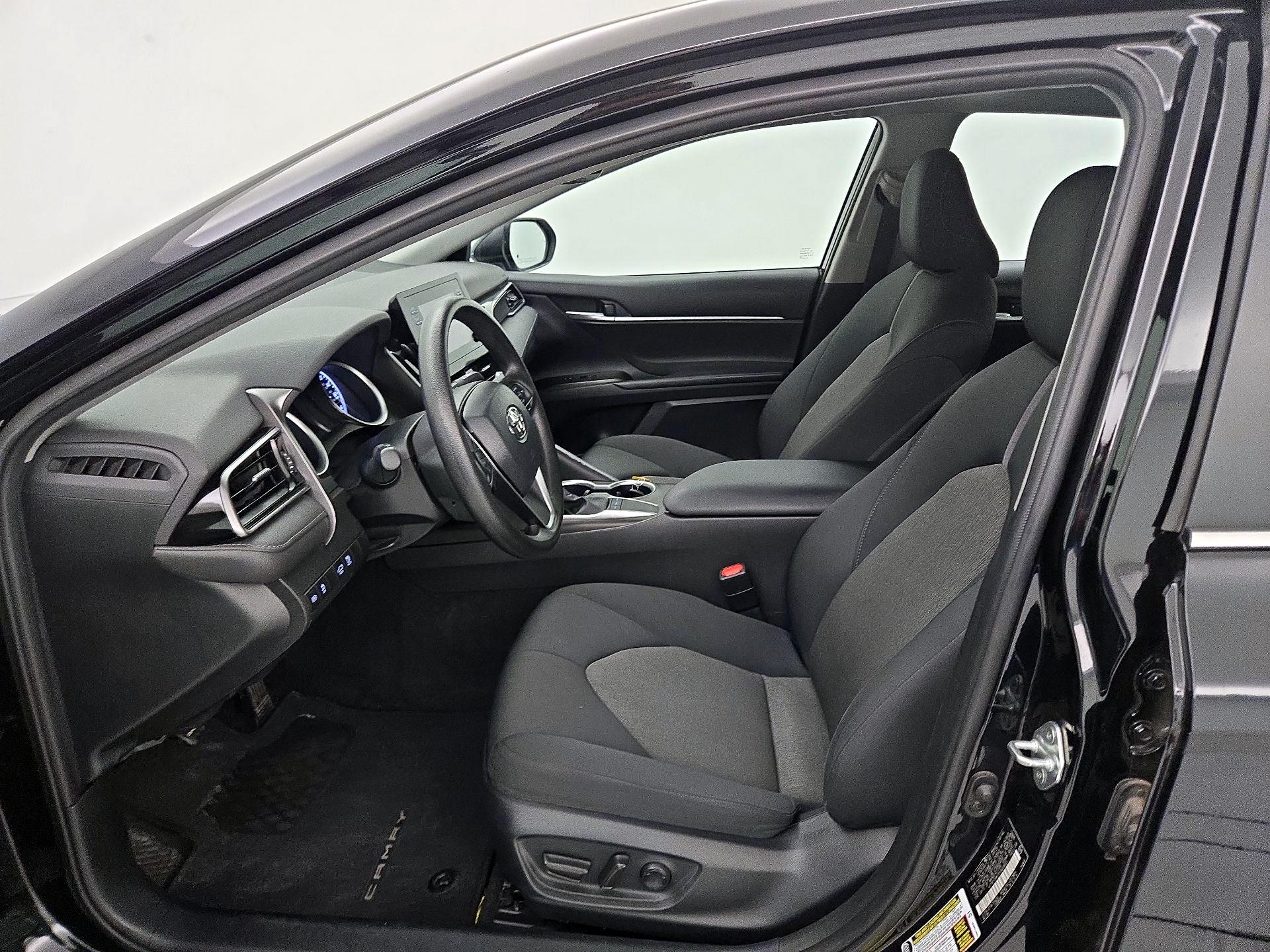 Thumbnail: 2023 Toyota Camry - 11