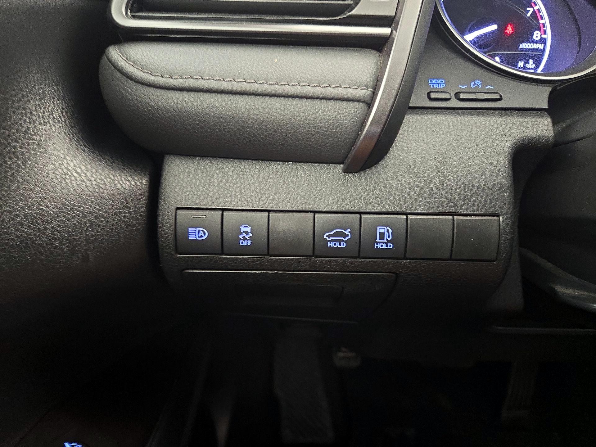 Thumbnail: 2023 Toyota Camry - 13