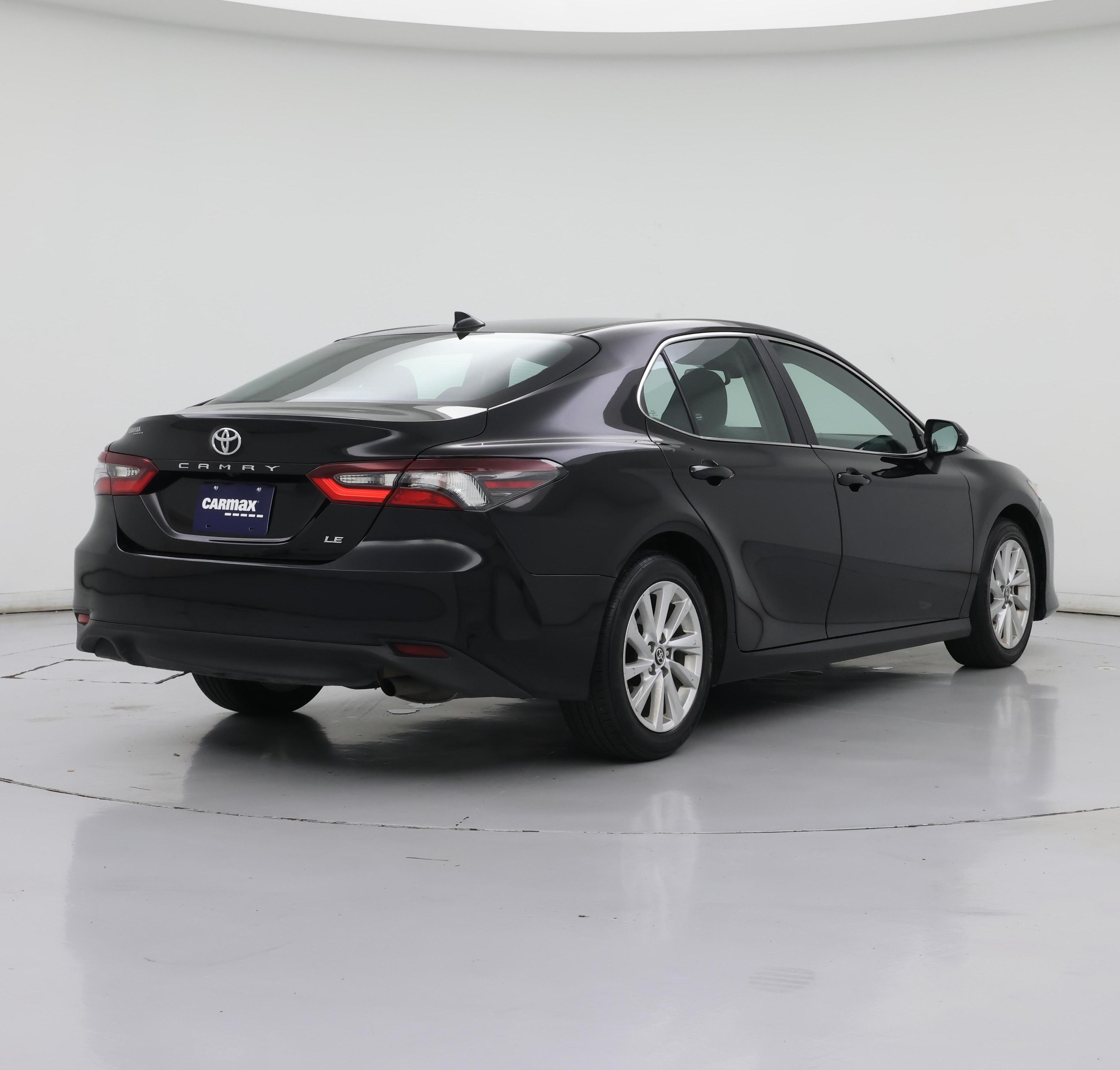 Thumbnail: 2023 Toyota Camry - 8