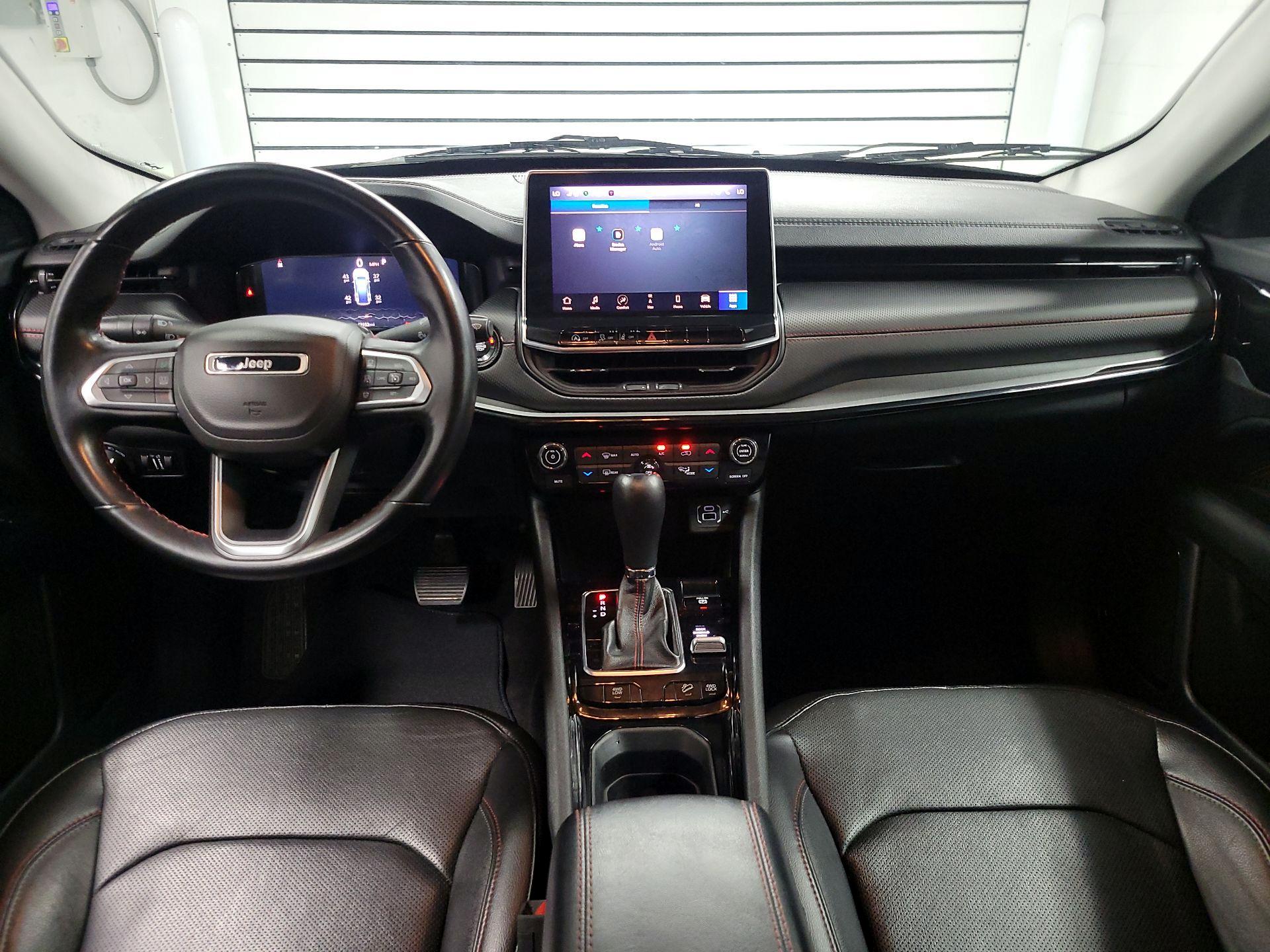 Thumbnail: 2022 Jeep Compass - 9