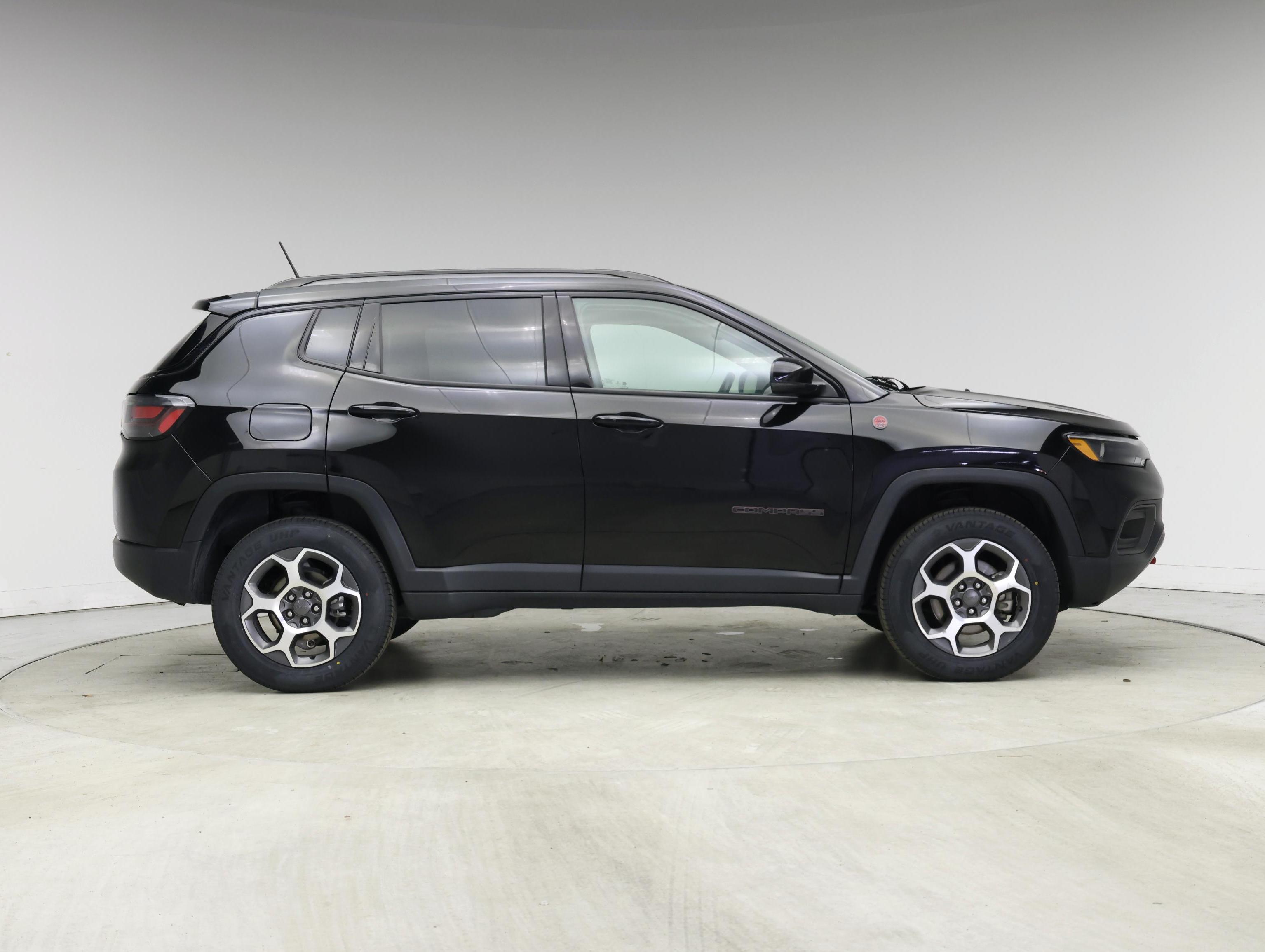 Thumbnail: 2022 Jeep Compass - 7