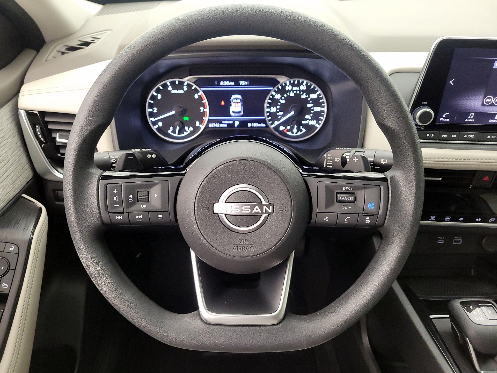 Thumbnail: 2023 Nissan Rogue - 10