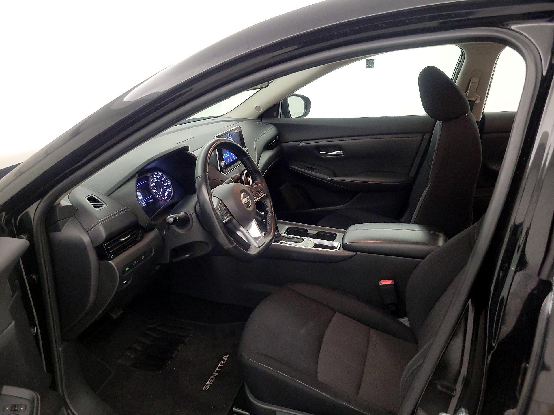 Thumbnail: 2023 Nissan Sentra - 11