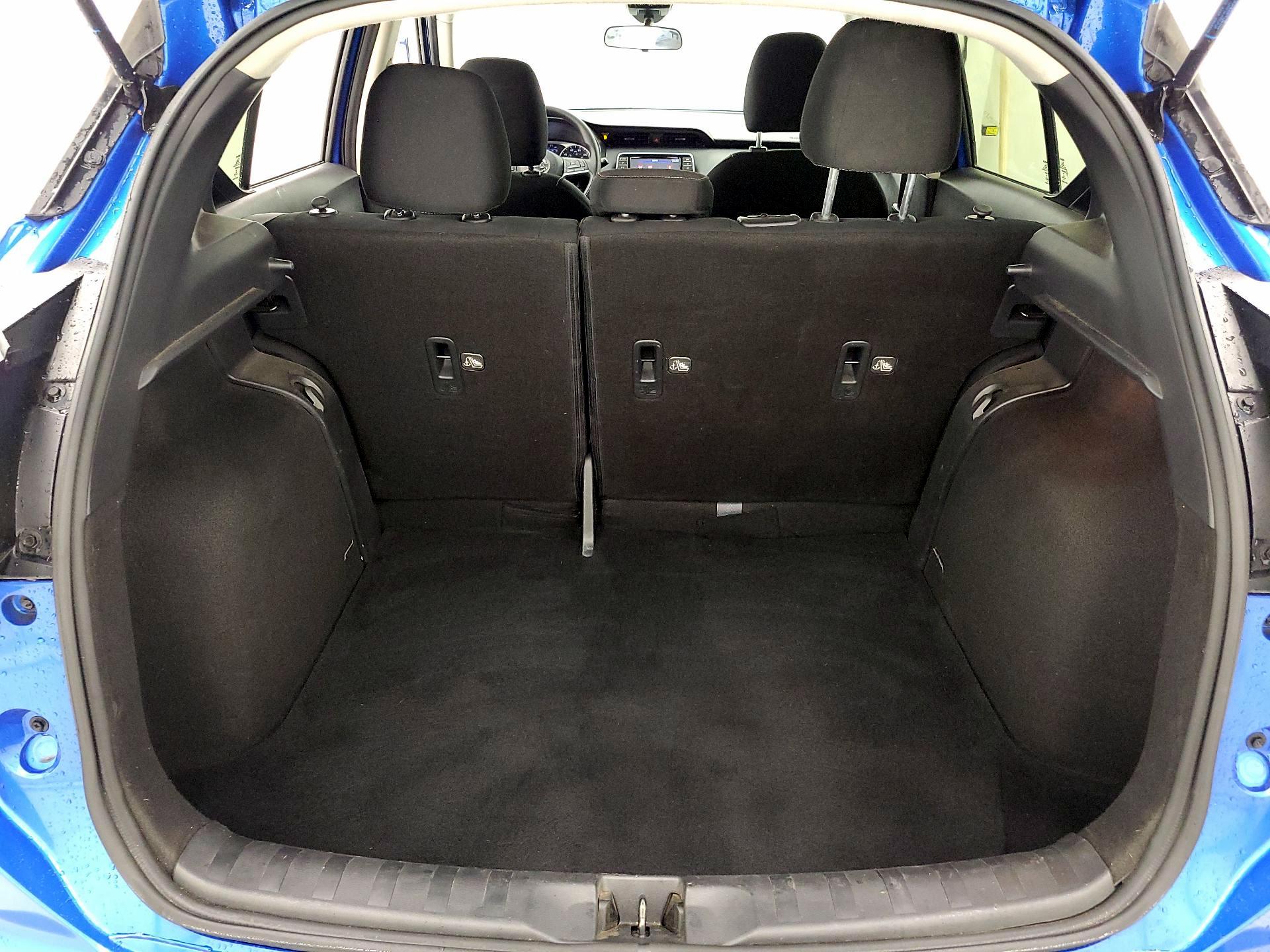 Thumbnail: 2021 Nissan Kicks - 20