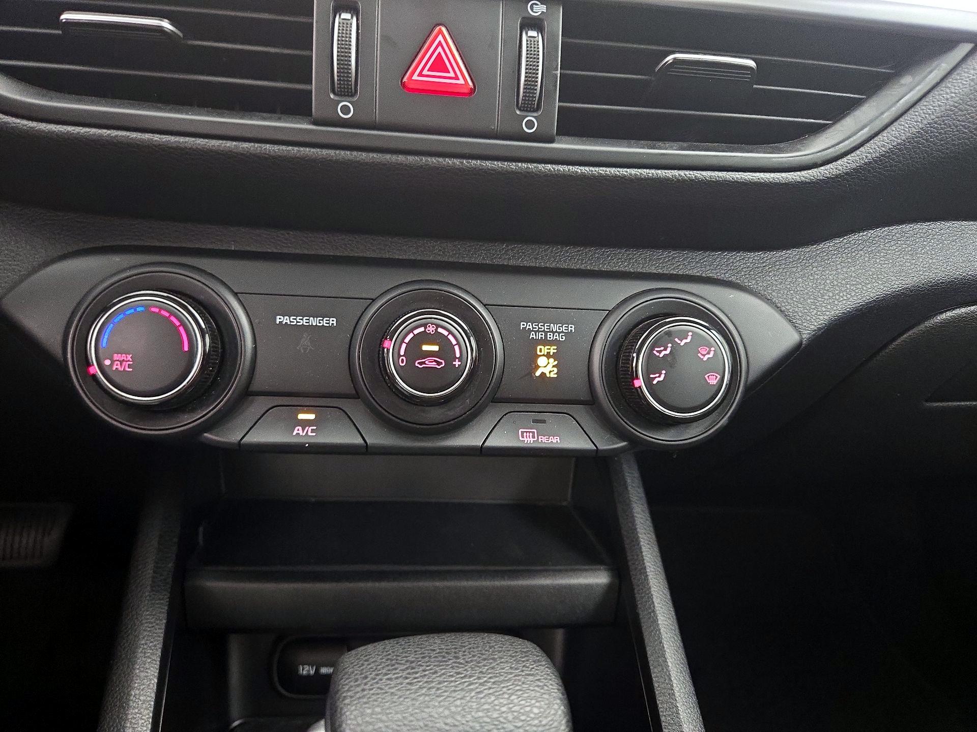 Thumbnail: 2023 Kia Forte - 16