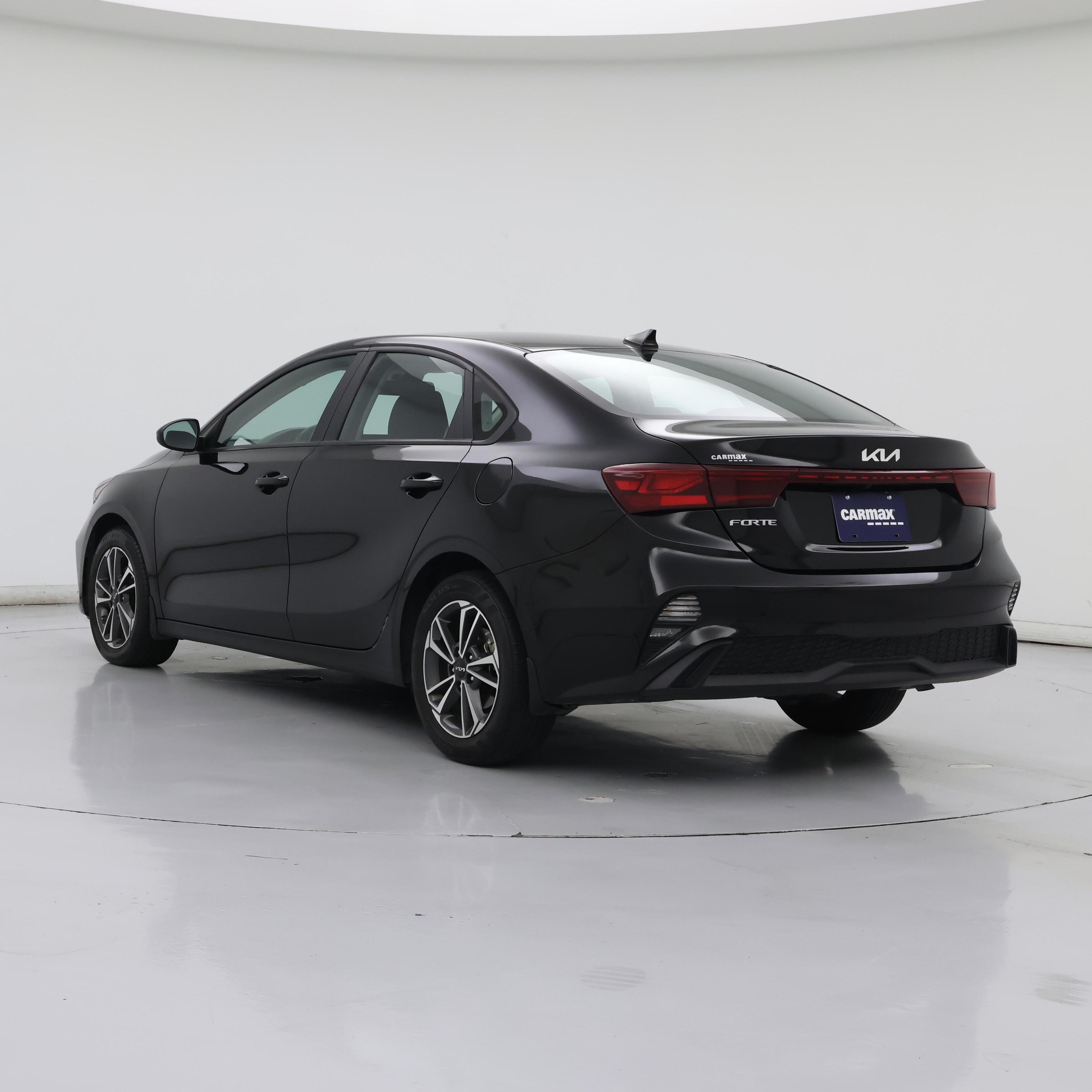 Thumbnail: 2023 Kia Forte - 2