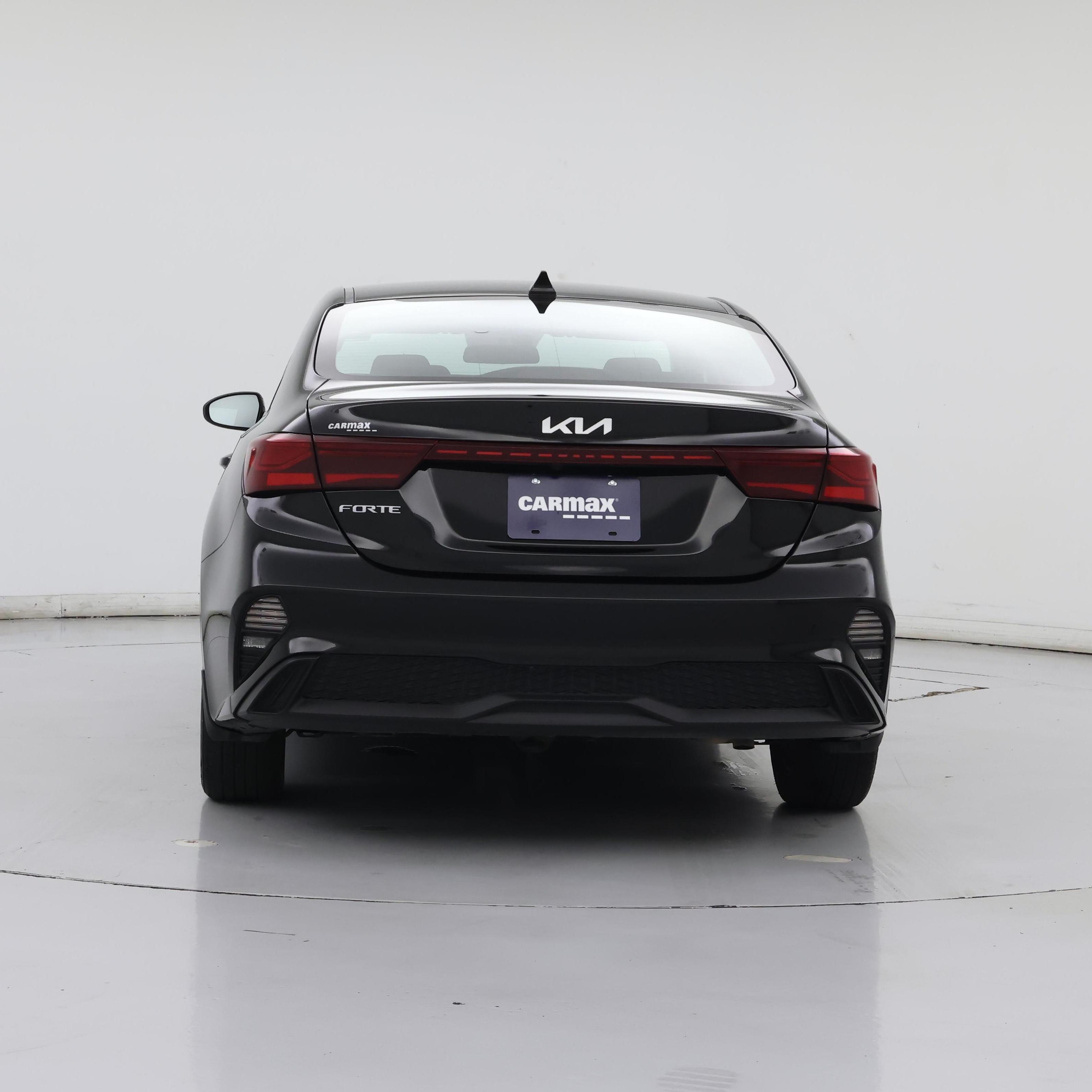 Thumbnail: 2023 Kia Forte - 6