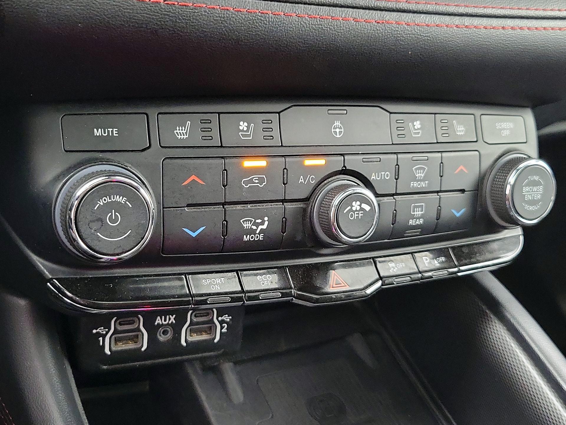 Thumbnail: 2023 Dodge Durango - 17