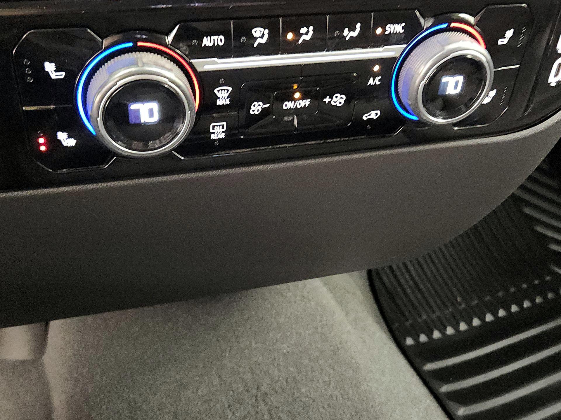 Thumbnail: 2023 Chevrolet Silverado 1500 - 17