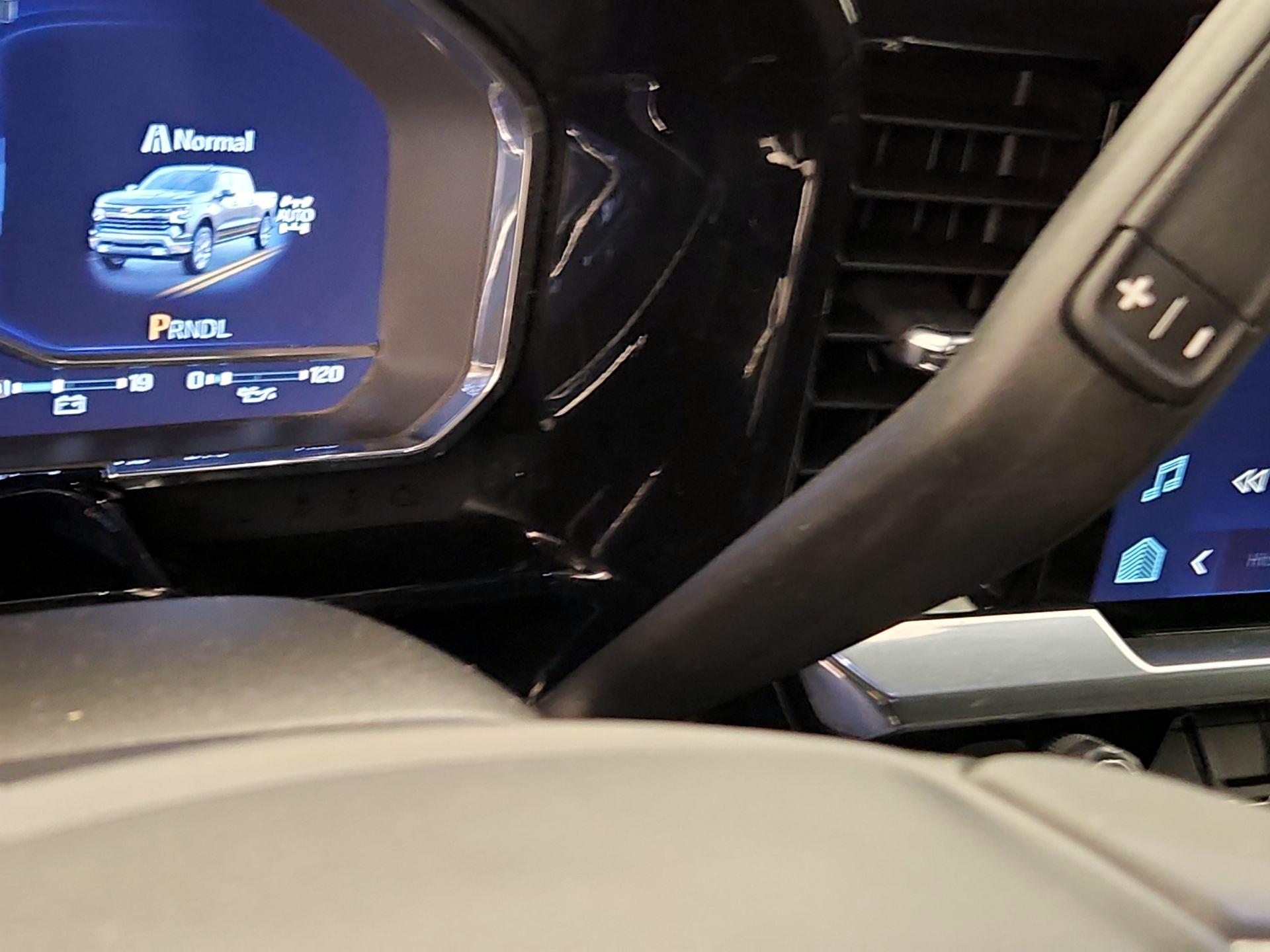 Thumbnail: 2023 Chevrolet Silverado 1500 - 18