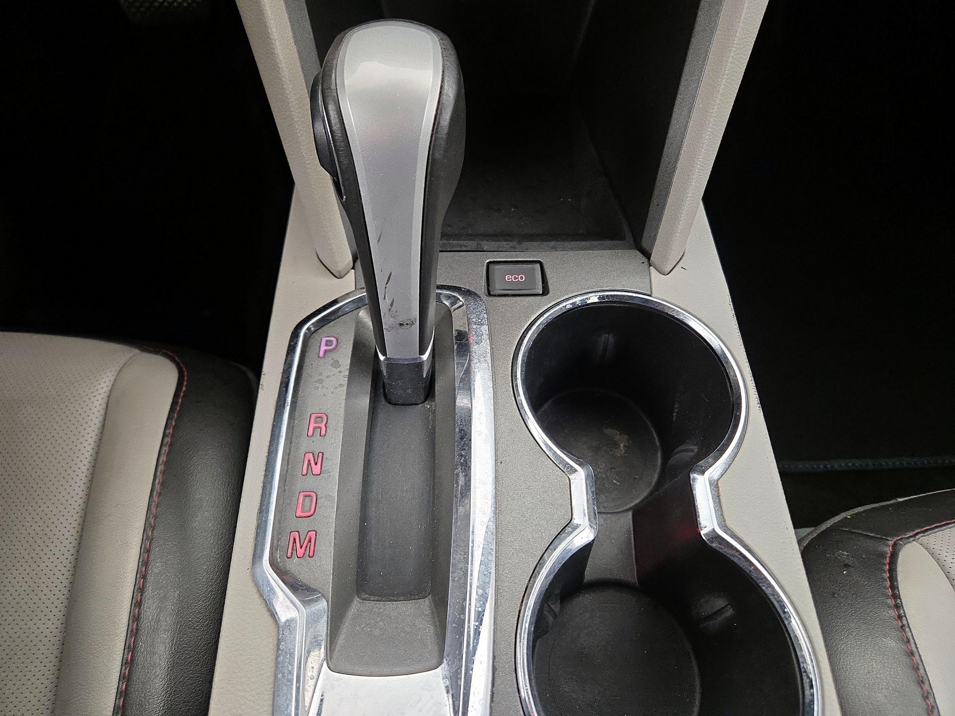 Thumbnail: 2014 GMC Terrain - 16