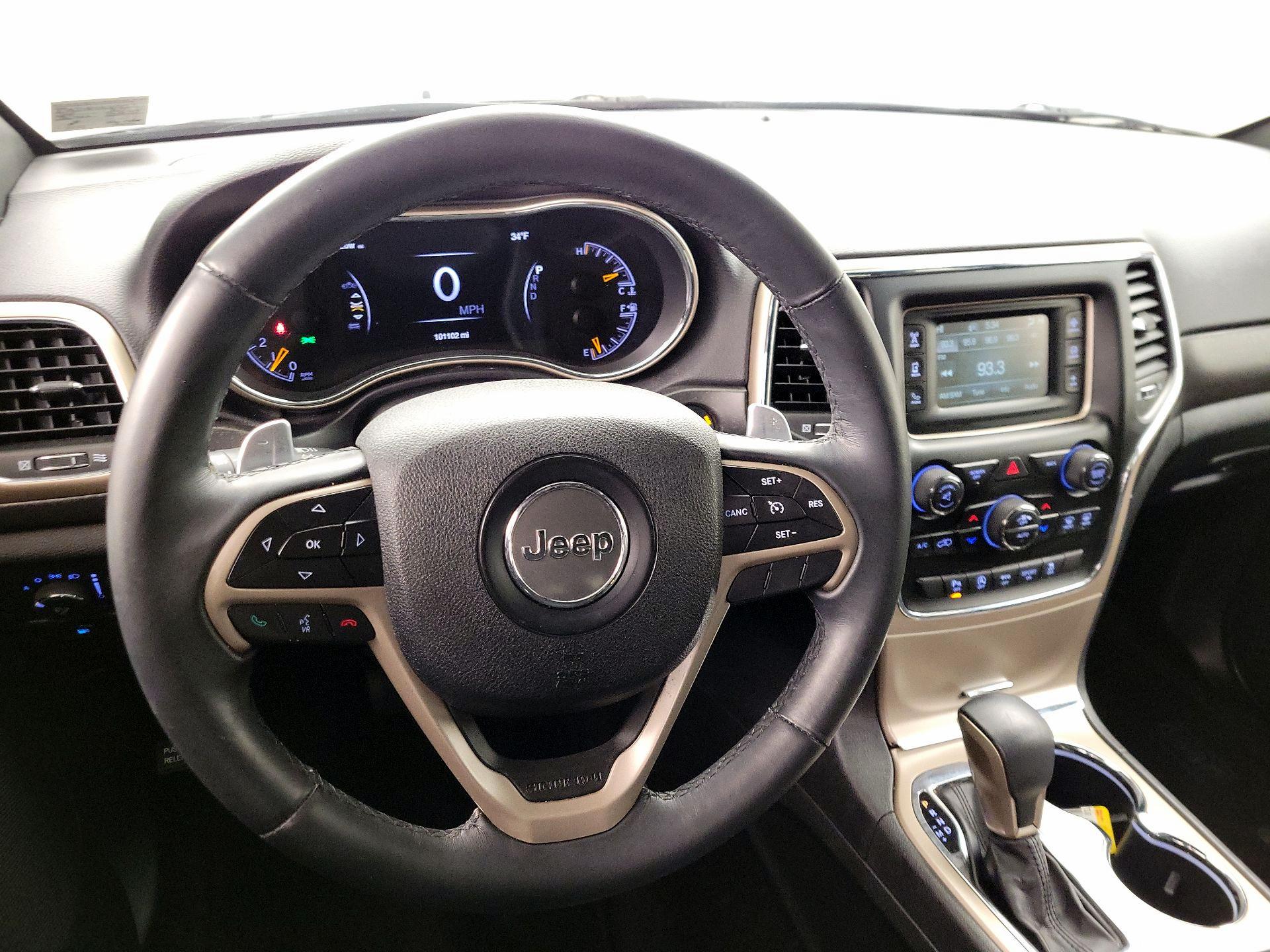 Thumbnail: 2017 Jeep Grand Cherokee - 10