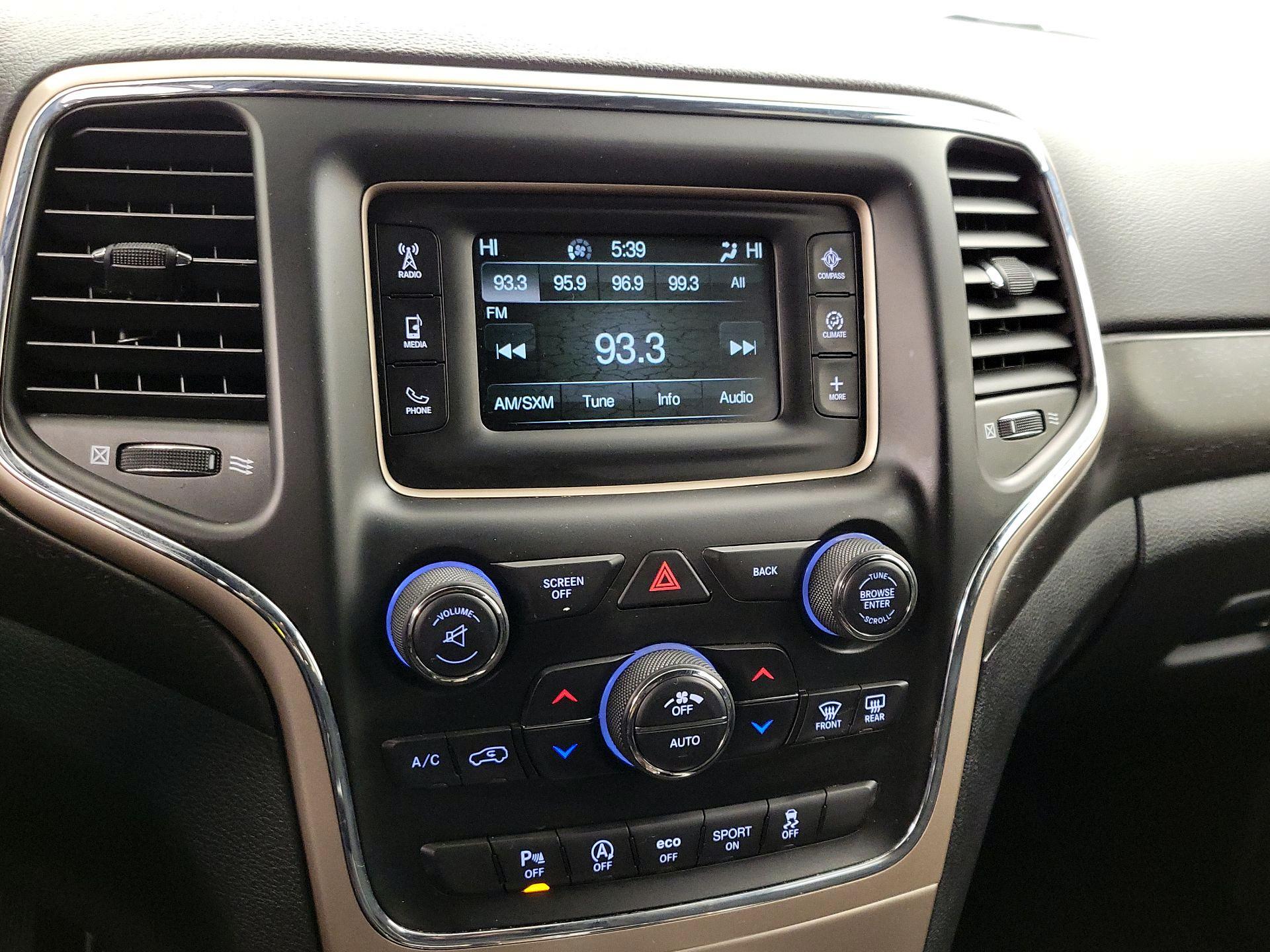 Thumbnail: 2017 Jeep Grand Cherokee - 15