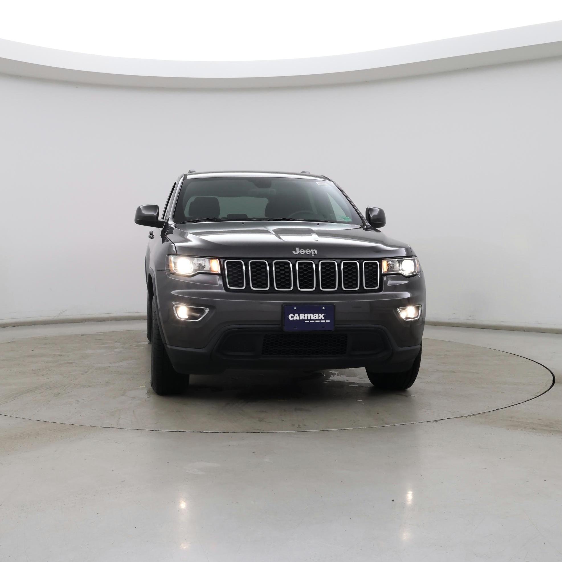 Thumbnail: 2017 Jeep Grand Cherokee - 5