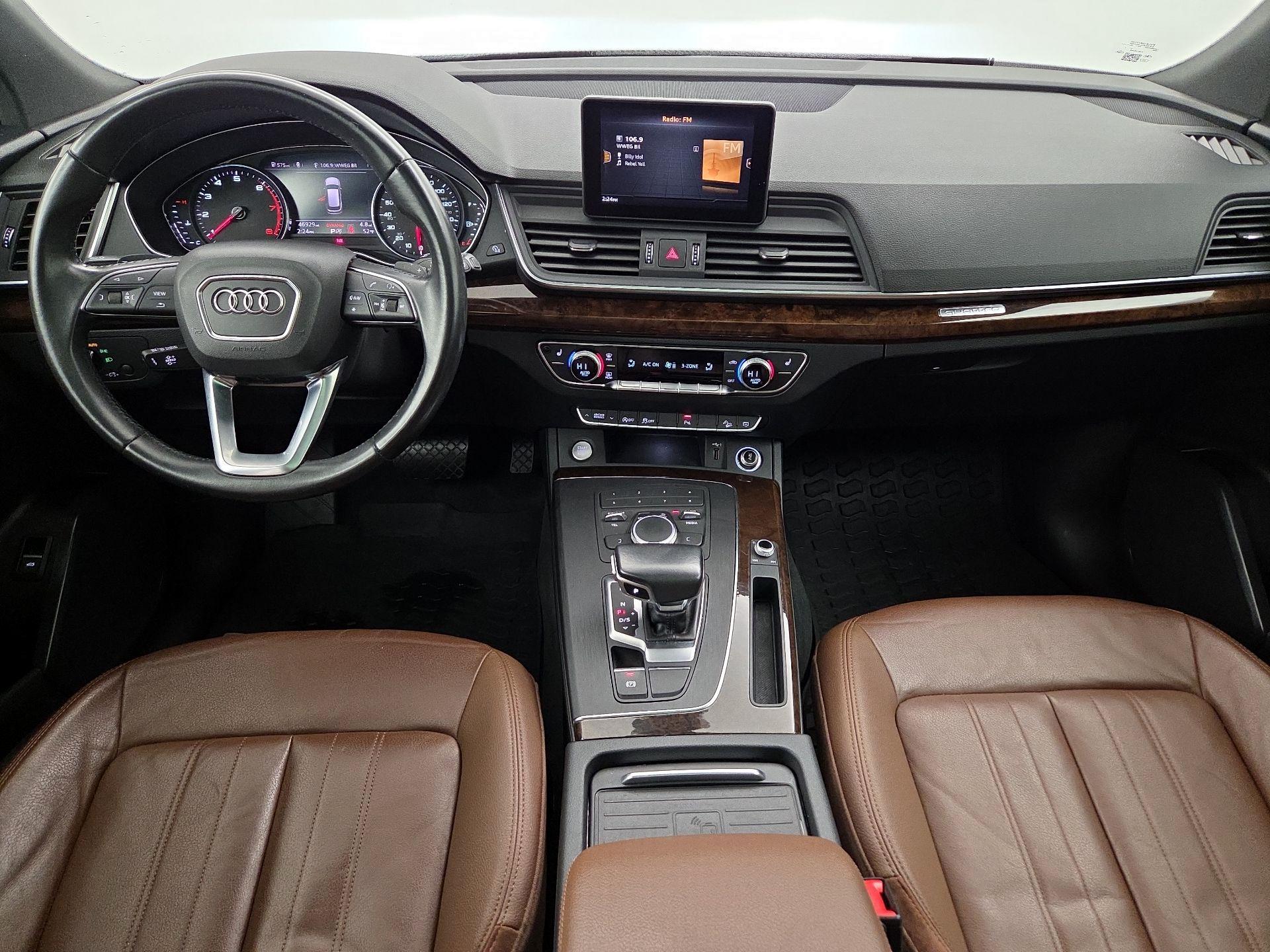 Thumbnail: 2020 Audi Q5 - 9