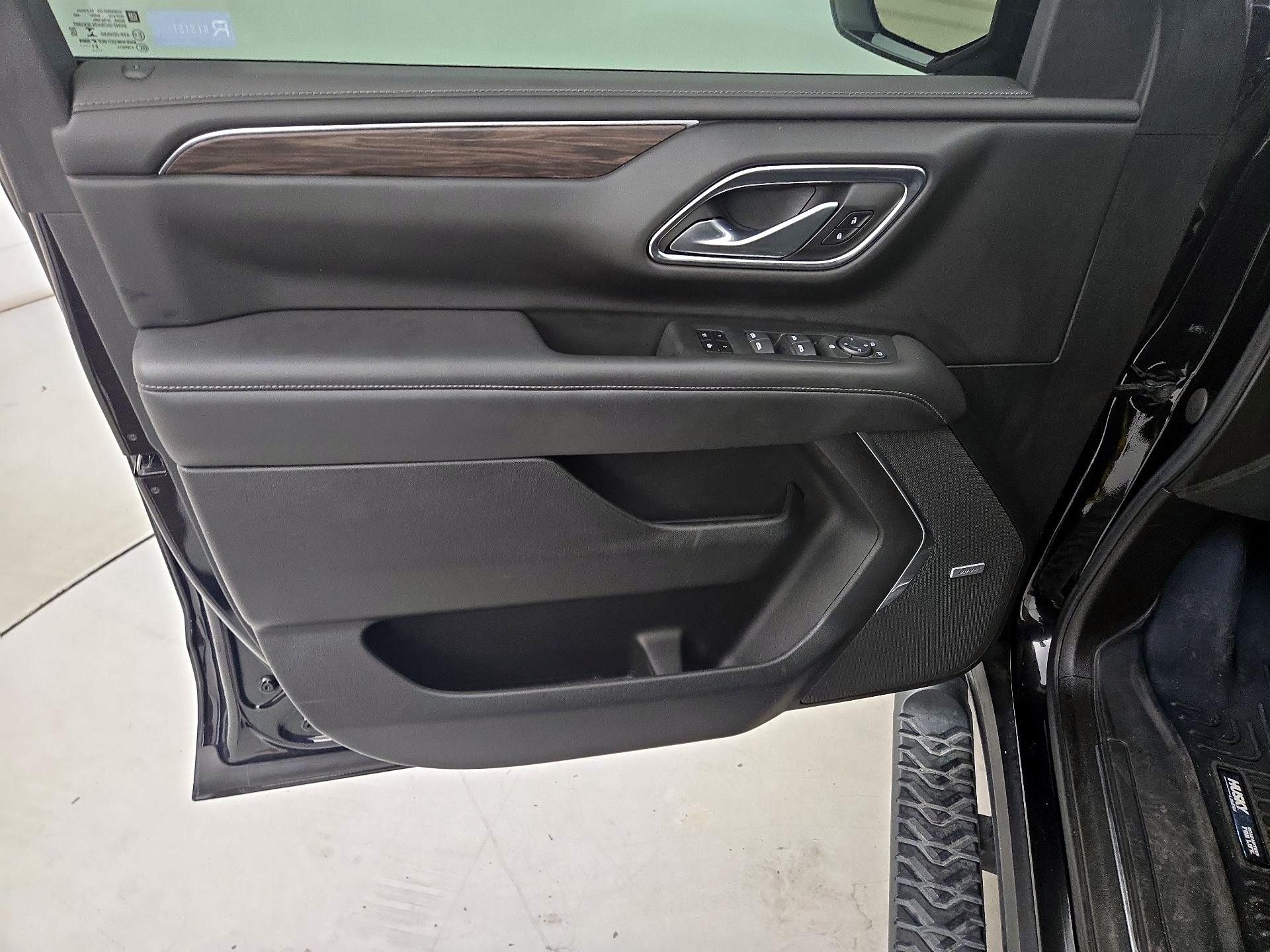 Thumbnail: 2021 Chevrolet Suburban - 12