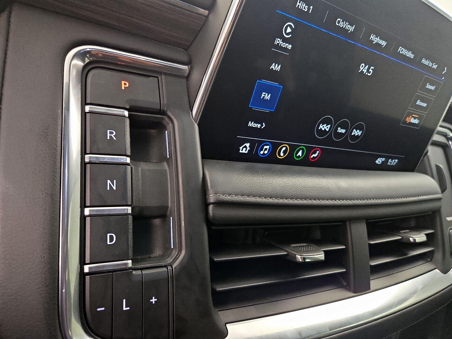 Thumbnail: 2021 Chevrolet Suburban - 18