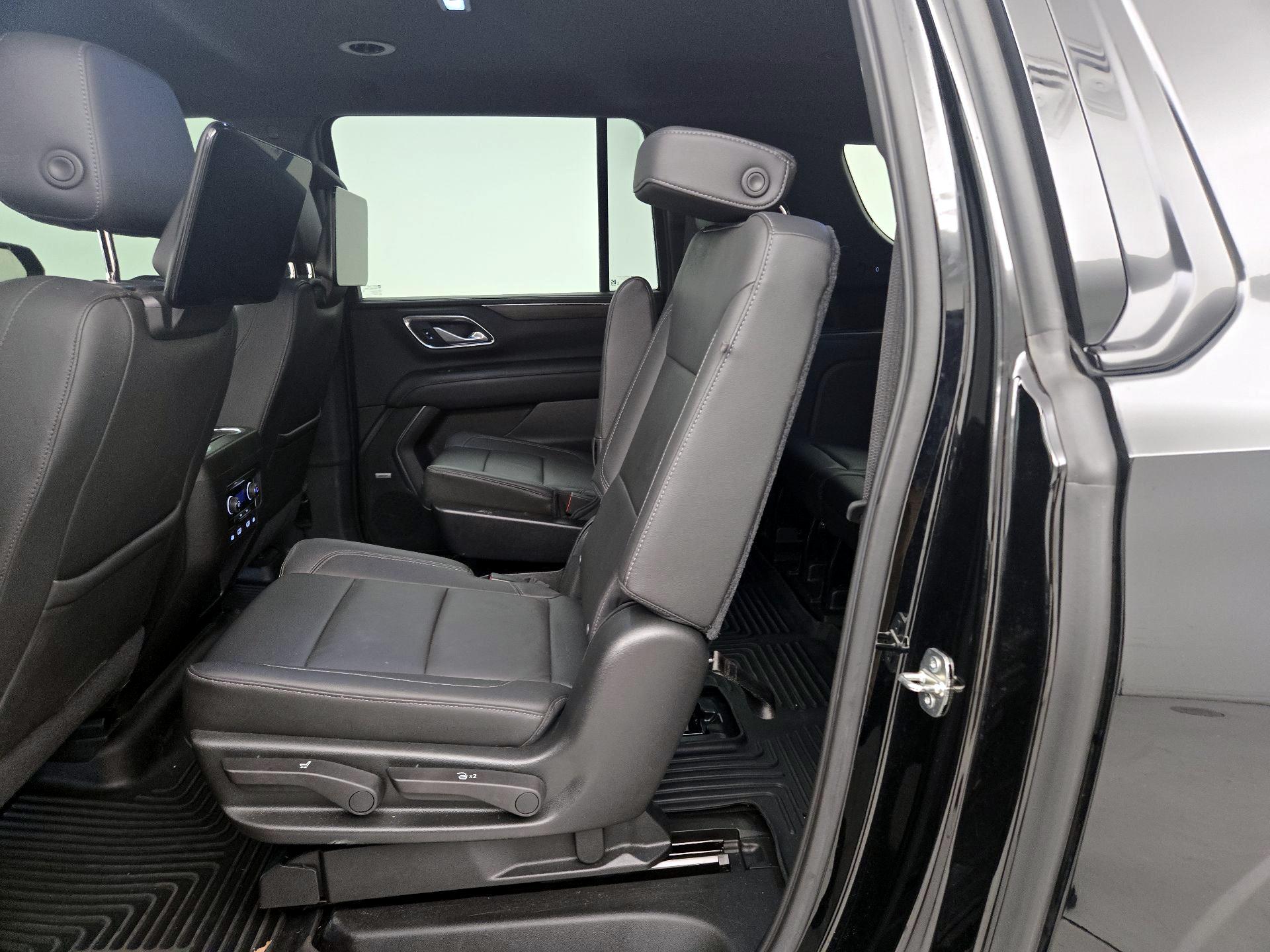 Thumbnail: 2021 Chevrolet Suburban - 20