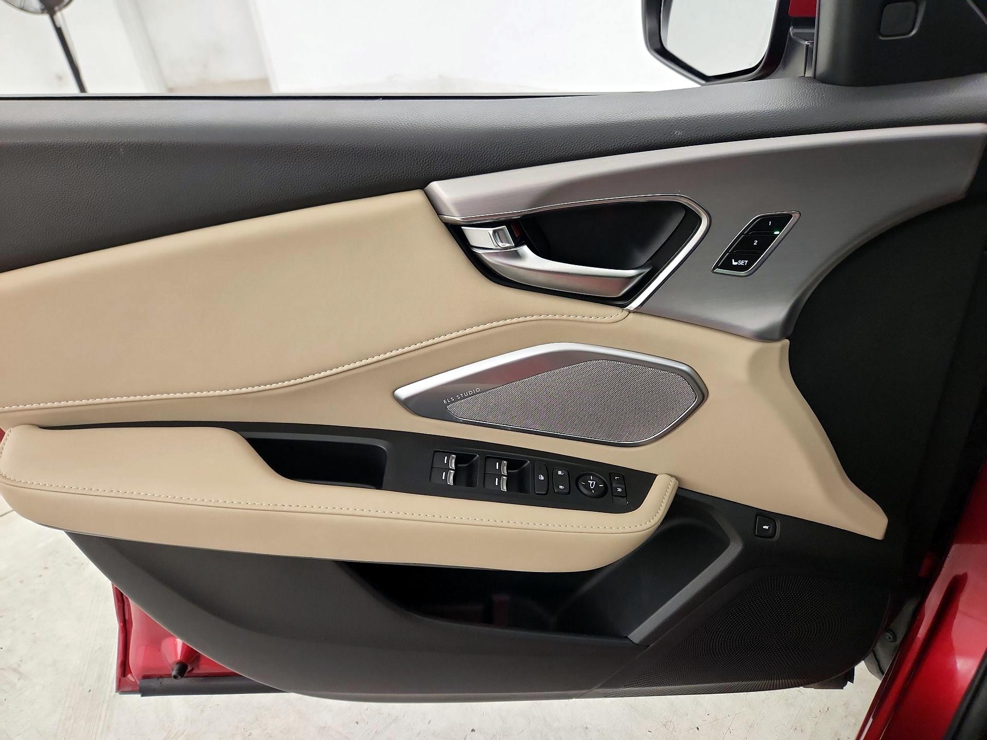 Thumbnail: 2024 Acura RDX - 12