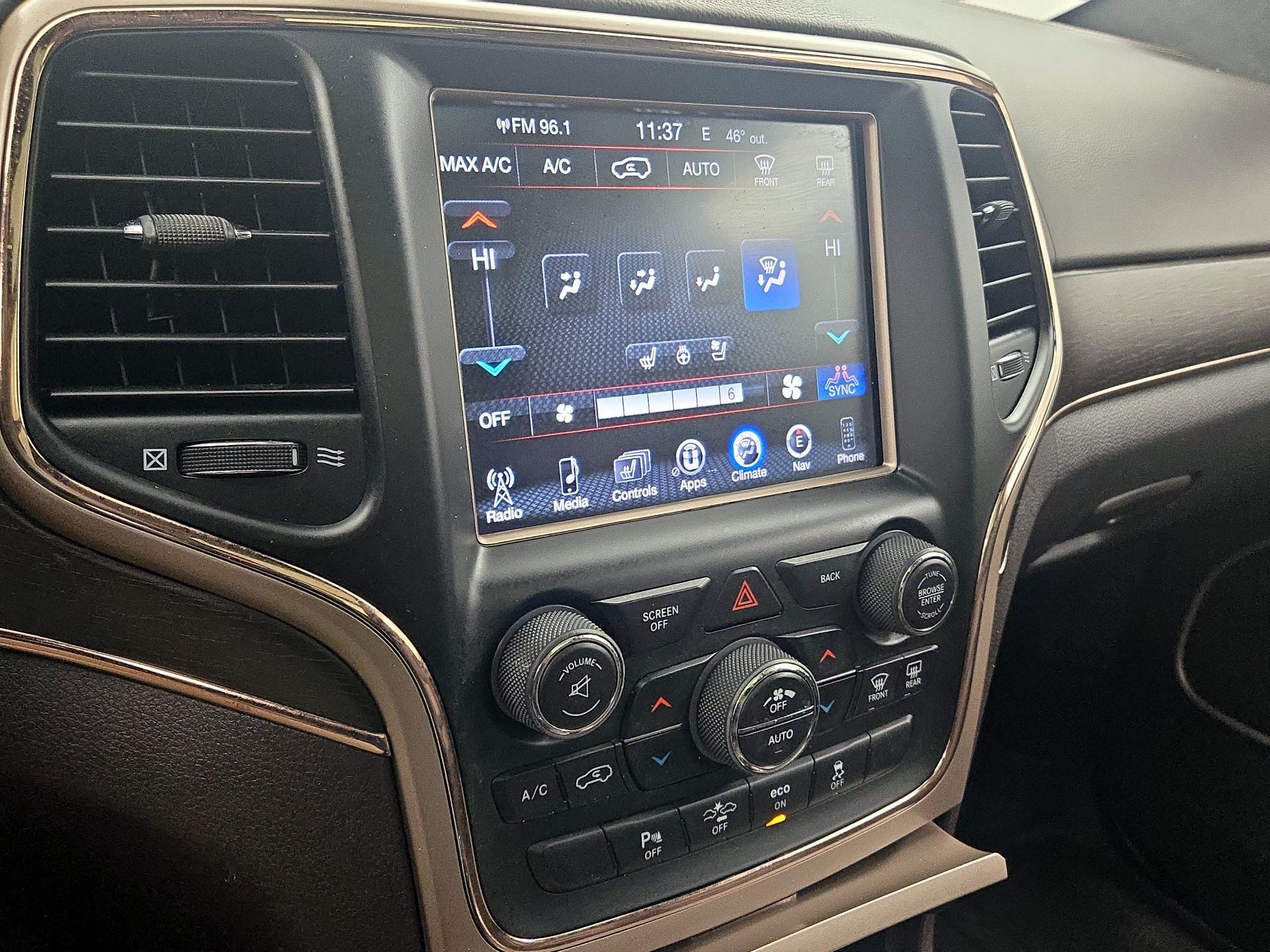 Thumbnail: 2014 Jeep Grand Cherokee - 17