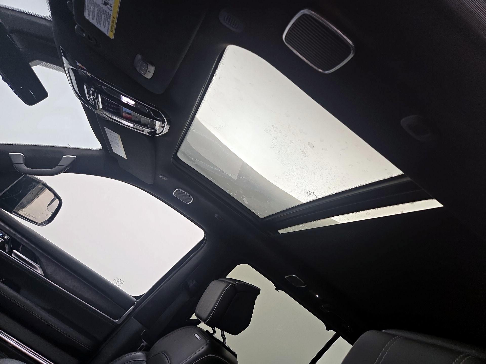 Thumbnail: 2024 Jeep Grand Wagoneer L - 19