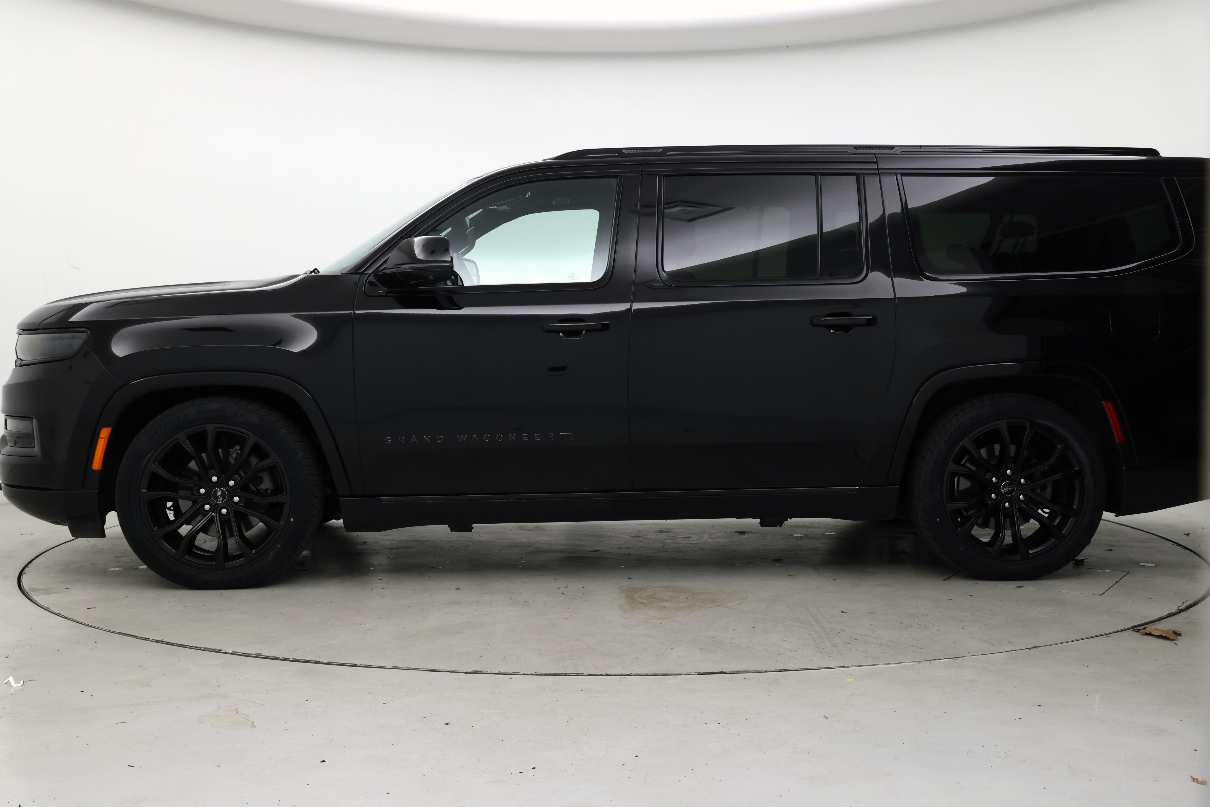 Thumbnail: 2024 Jeep Grand Wagoneer L - 3