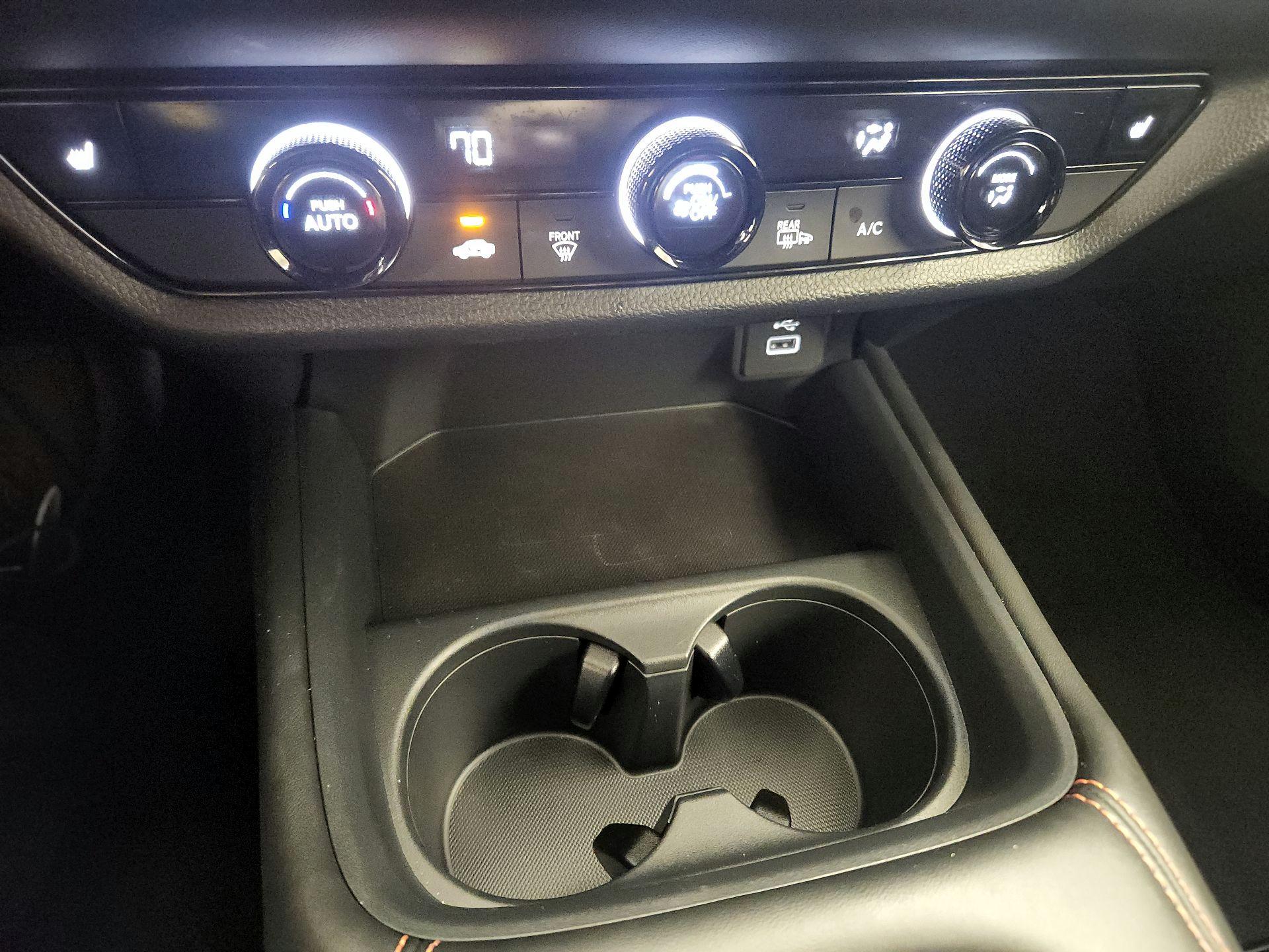 Thumbnail: 2025 Honda HR-V - 16