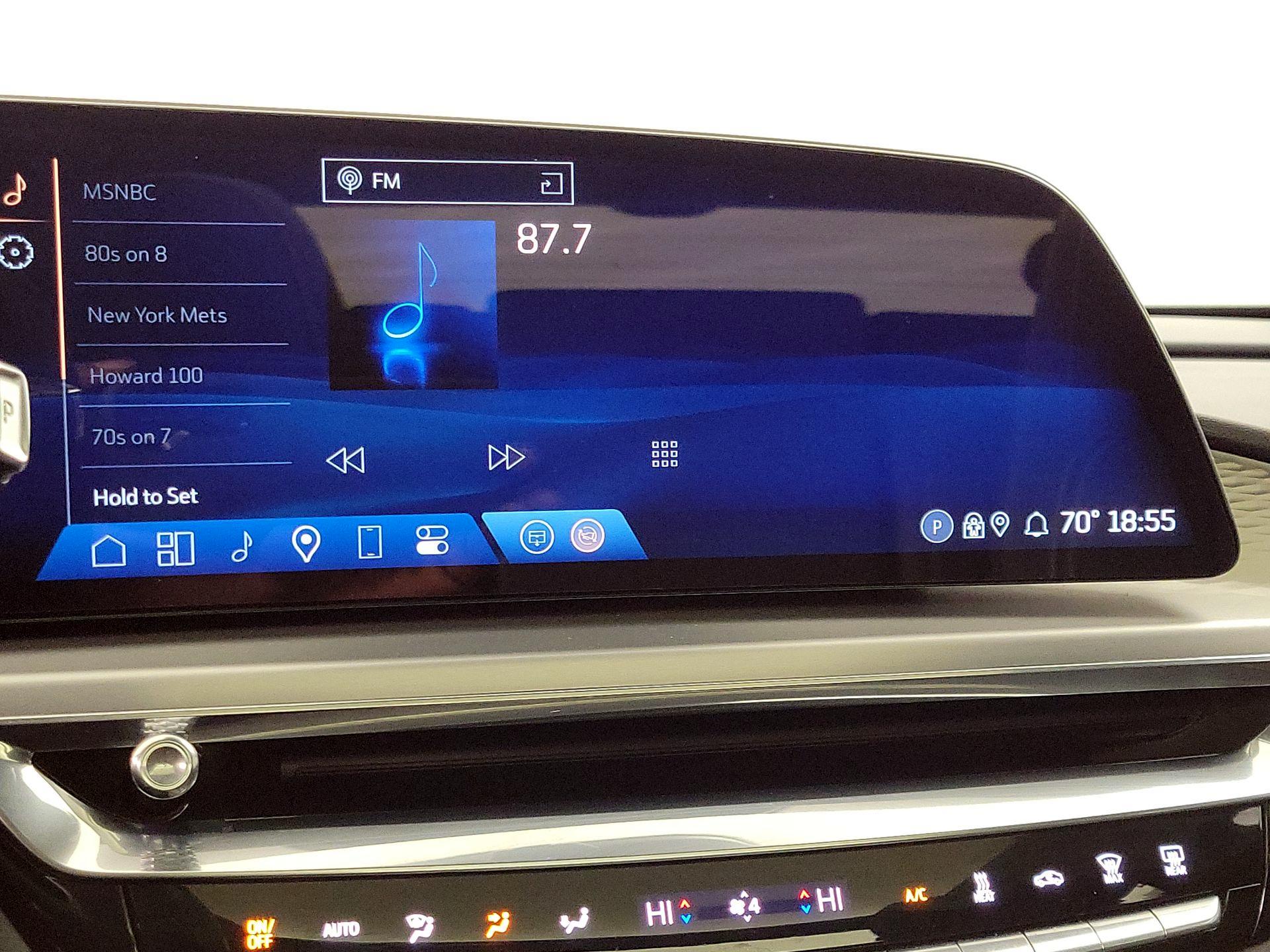 Thumbnail: 2024 Cadillac Lyriq - 15