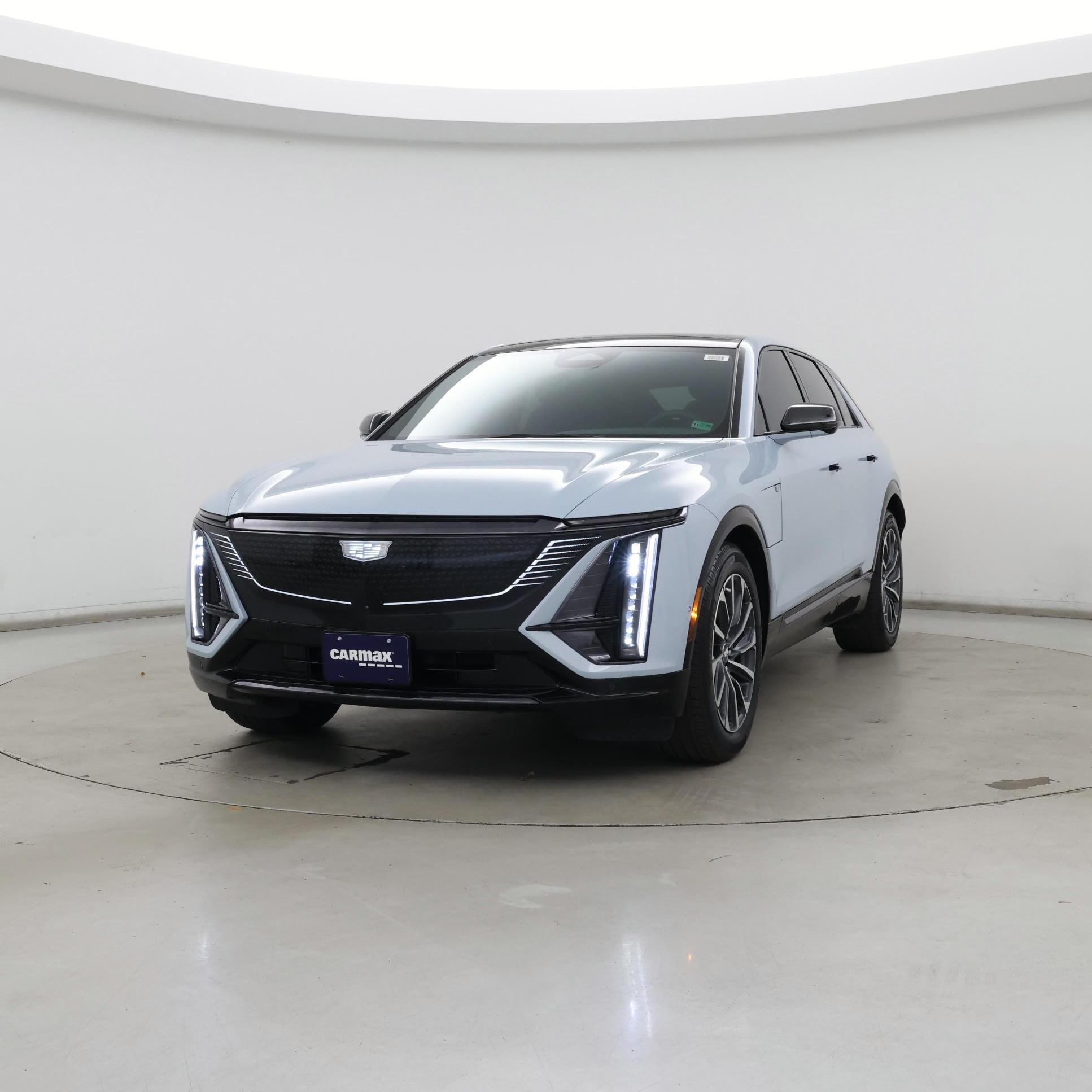 Thumbnail: 2024 Cadillac Lyriq - 4